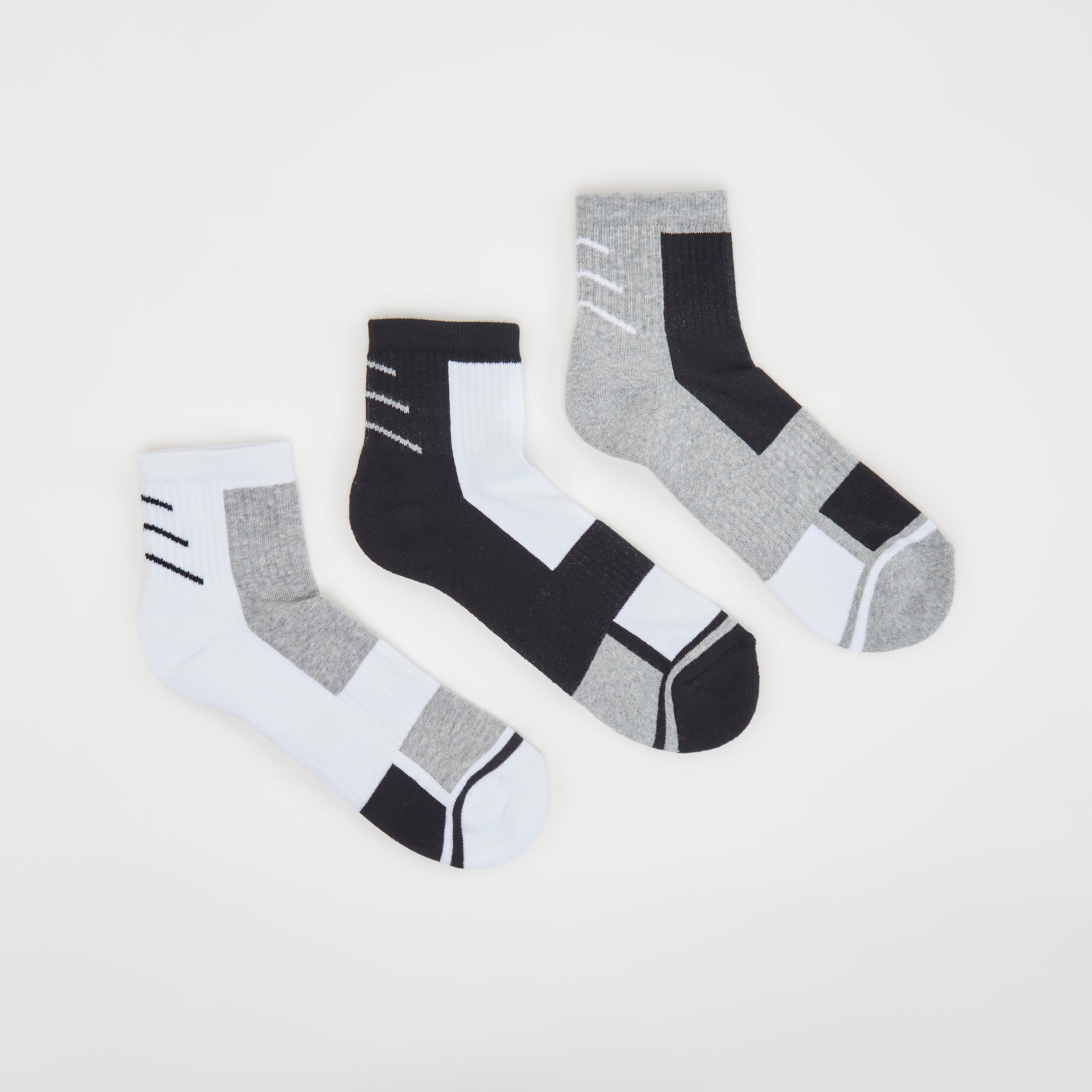 جوارب متنوعة بطول الكاحل - طقم من 3-men-socks-image-4