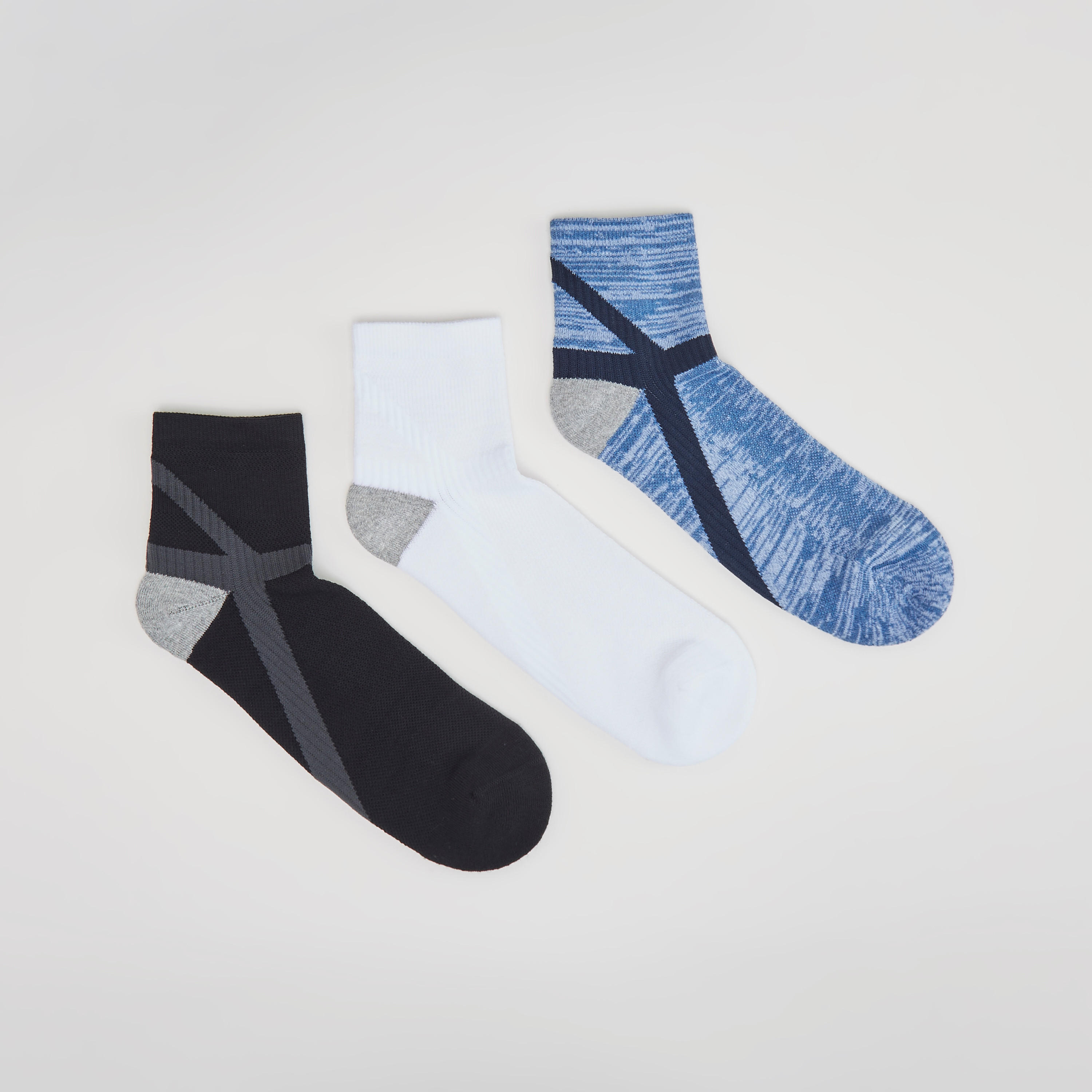 جوارب متنوعة بطول الكاحل - طقم من 3-men-socks-image-4