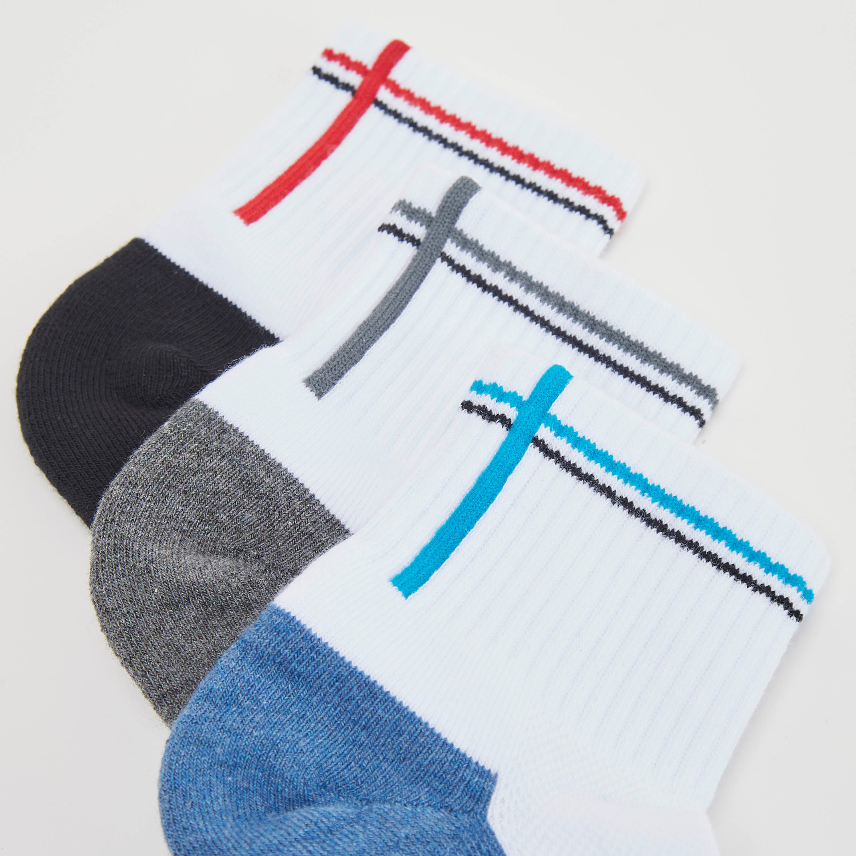 جوارب متنوعة بطول الكاحل - طقم من 3-men-socks-image-3