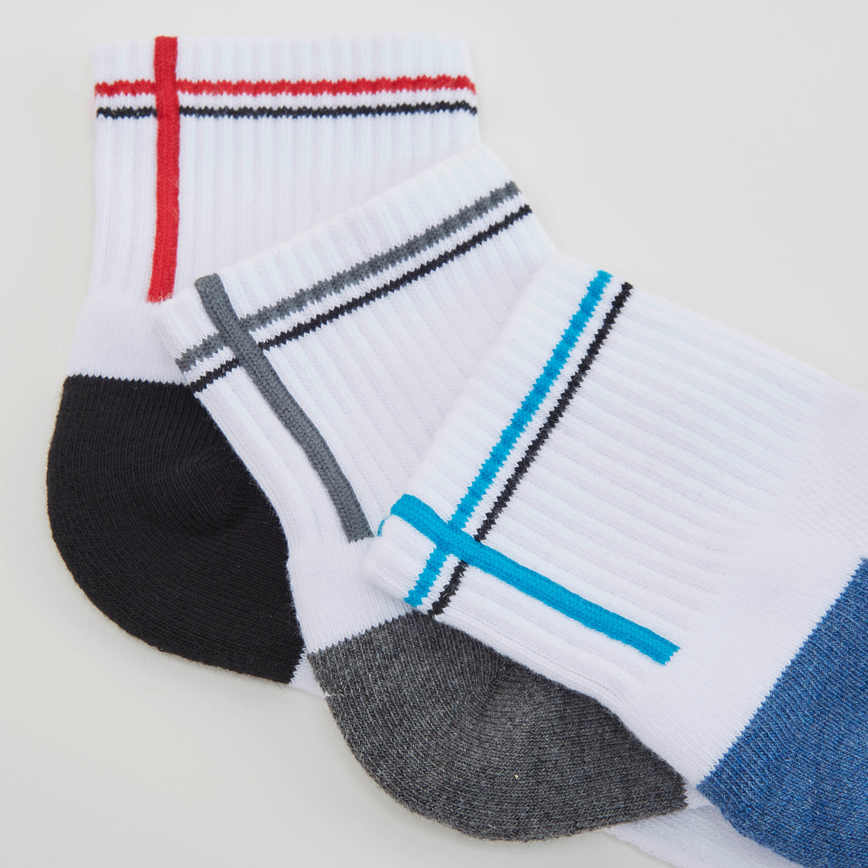 جوارب متنوعة بطول الكاحل - طقم من 3-men-socks-image-4