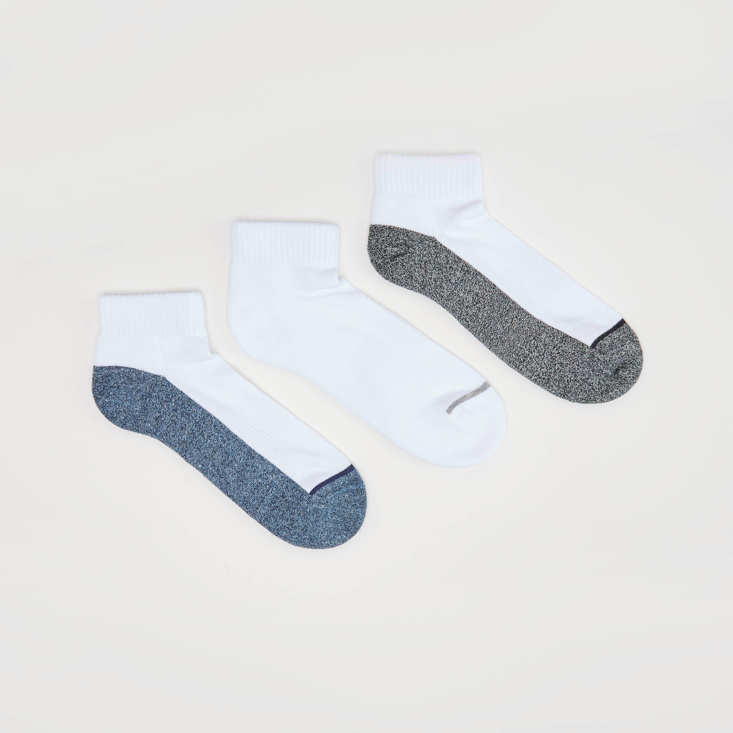 جوارب متنوعة بطول الكاحل - طقم من 3-men-socks-image-4