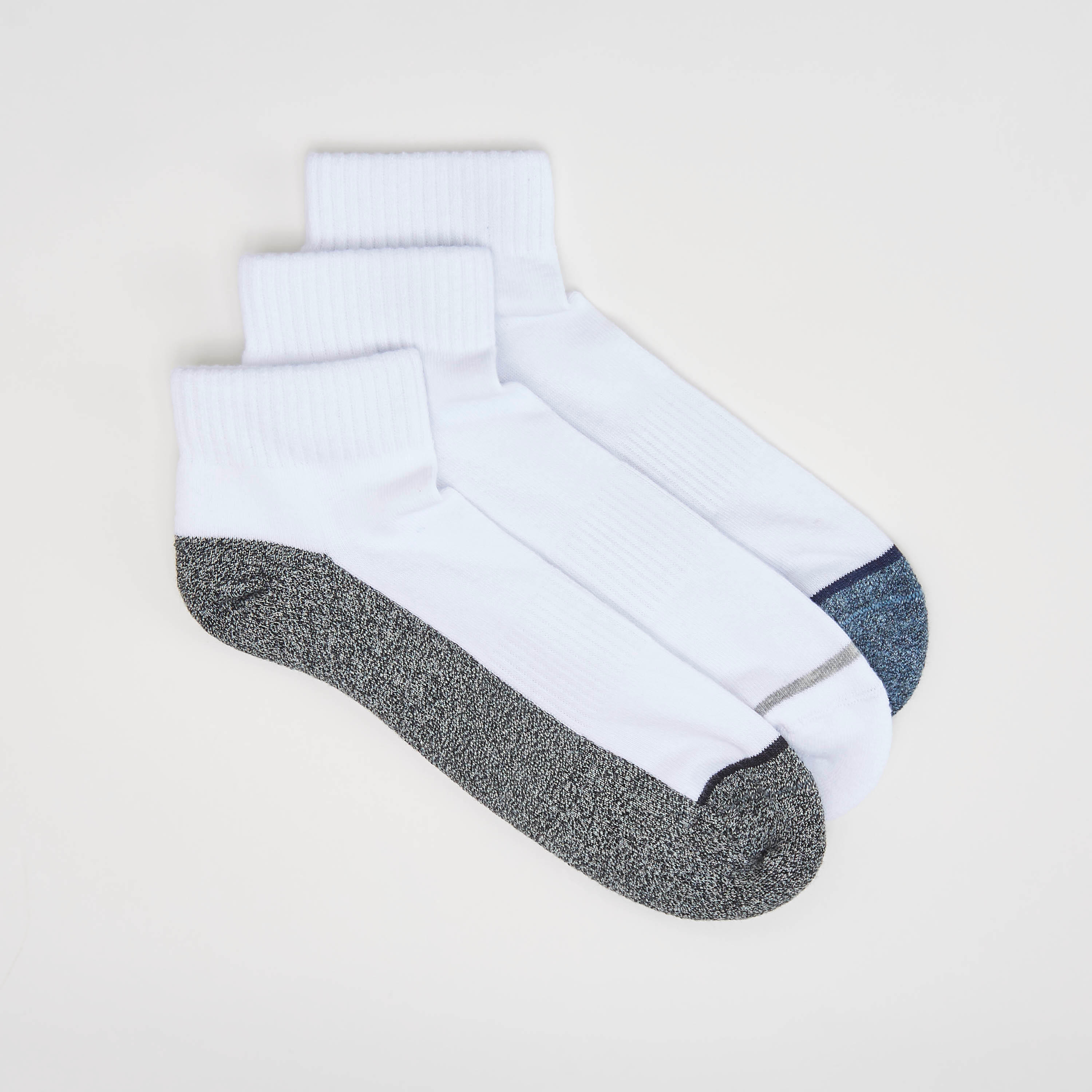 جوارب متنوعة بطول الكاحل - طقم من 3-men-socks-image-3