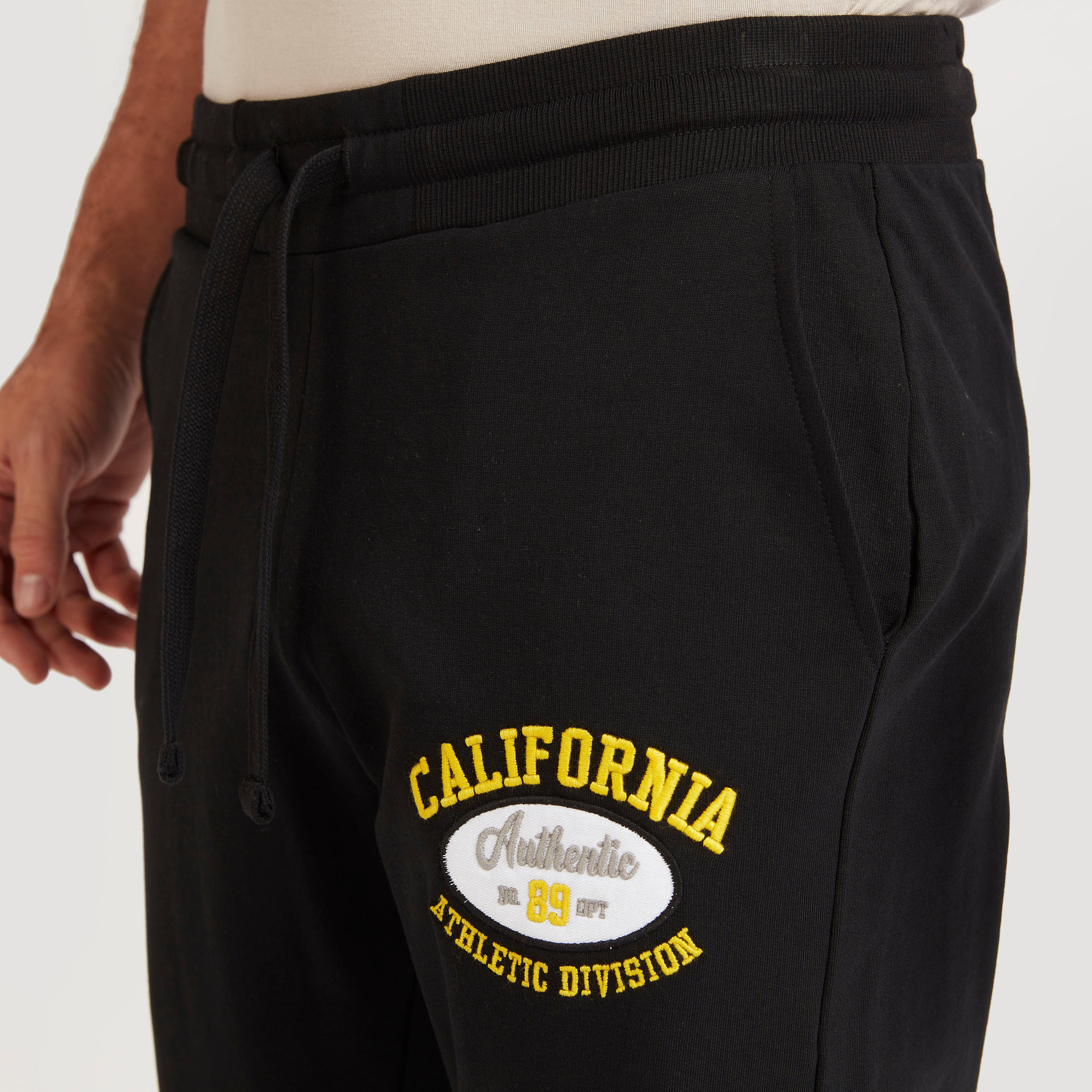 Embroidered Full Length Pyjamas with Drawstring Closure and Pockets-men-clothing-nightwear-pyjamaandshorts-image-3