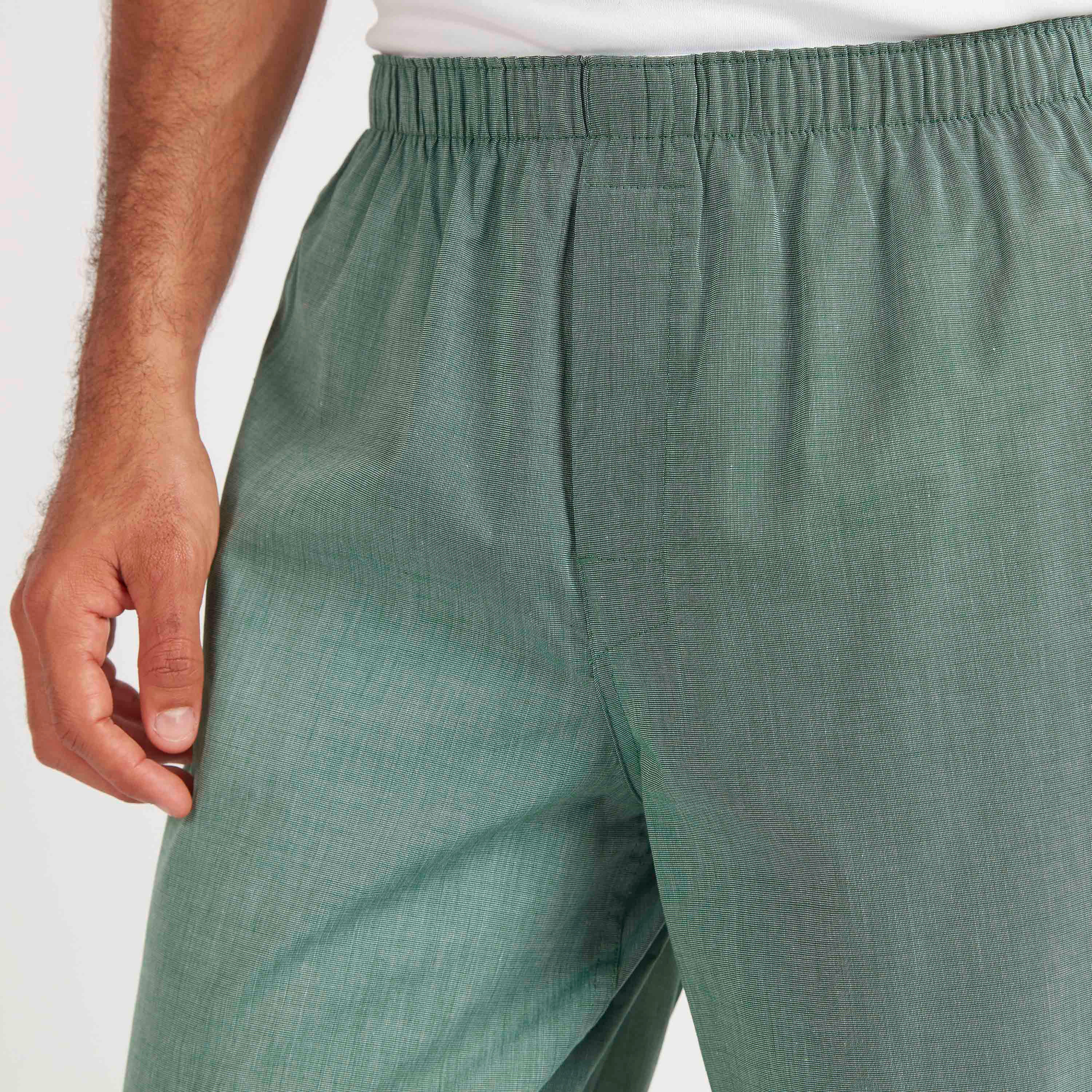 طقم بيجامات طويلة متنوّعة بخصر مطاطي - قطعتين-men-clothing-nightwear-pyjamaandshorts-image-8
