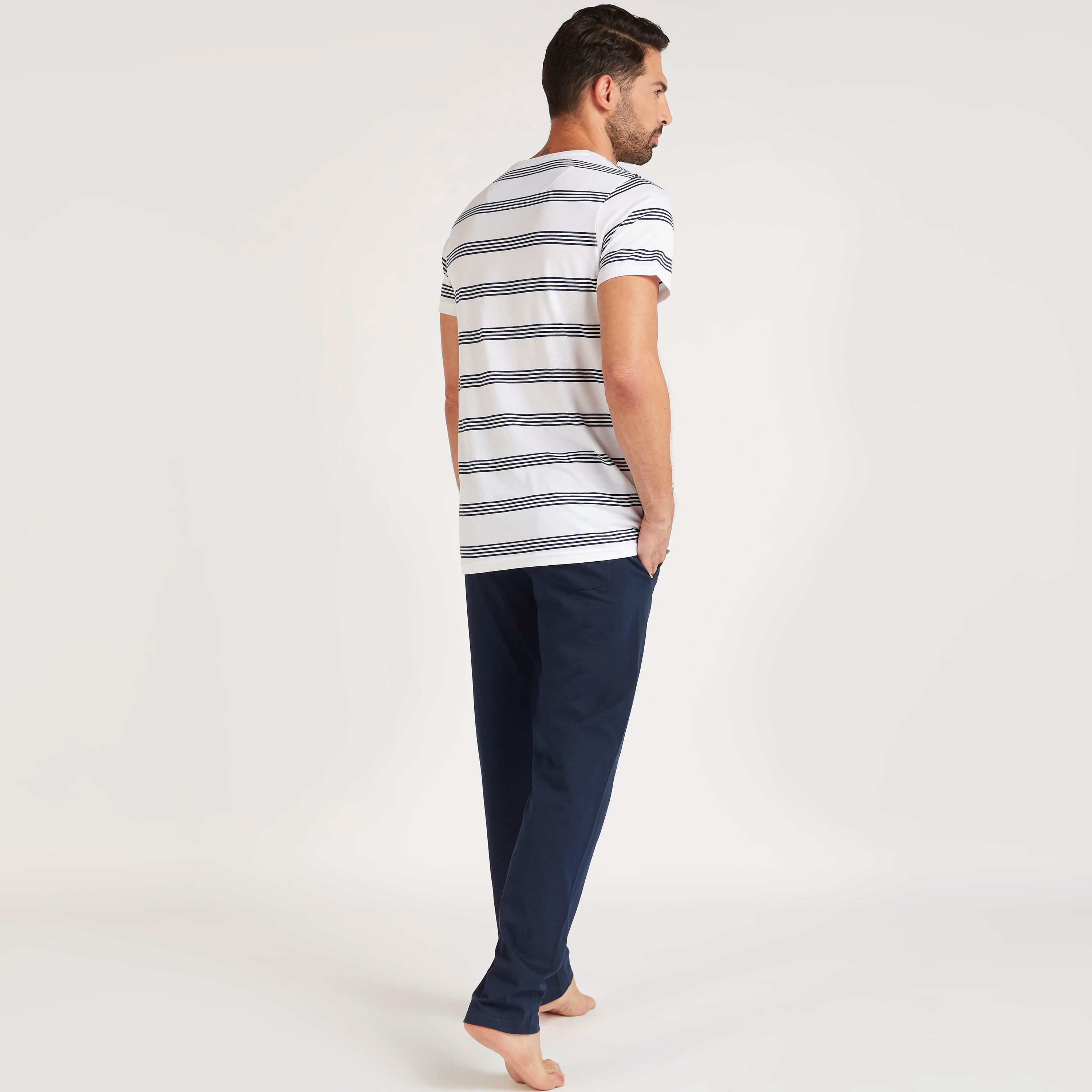 طقم بنطلون بيجاما طويل وتيشيرت مخطّط-men-clothing-nightwear-sets-image-1