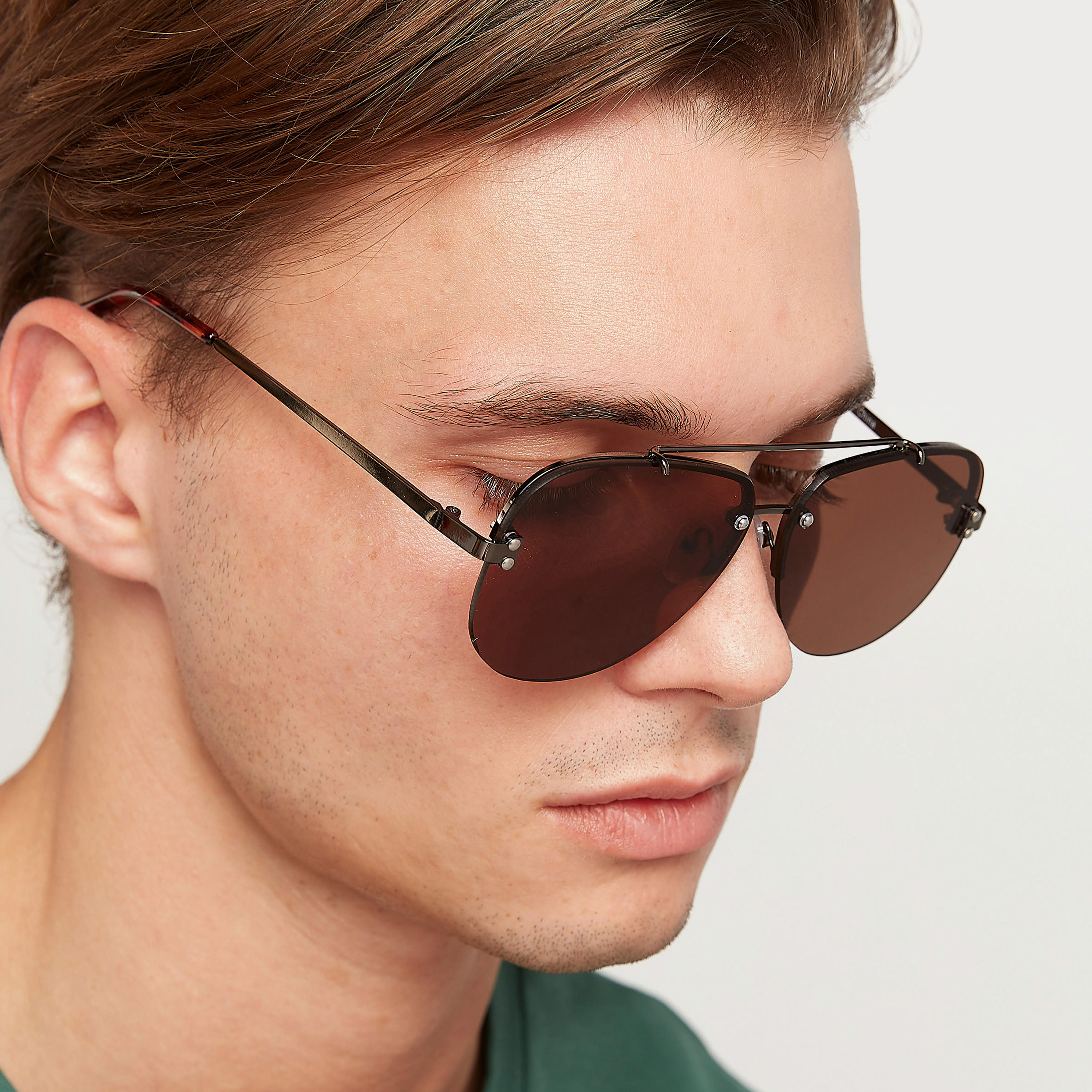 نظّارة شمسية أفياتور نصف إطار ووسادات للأنف-men-sunglasses-image-4