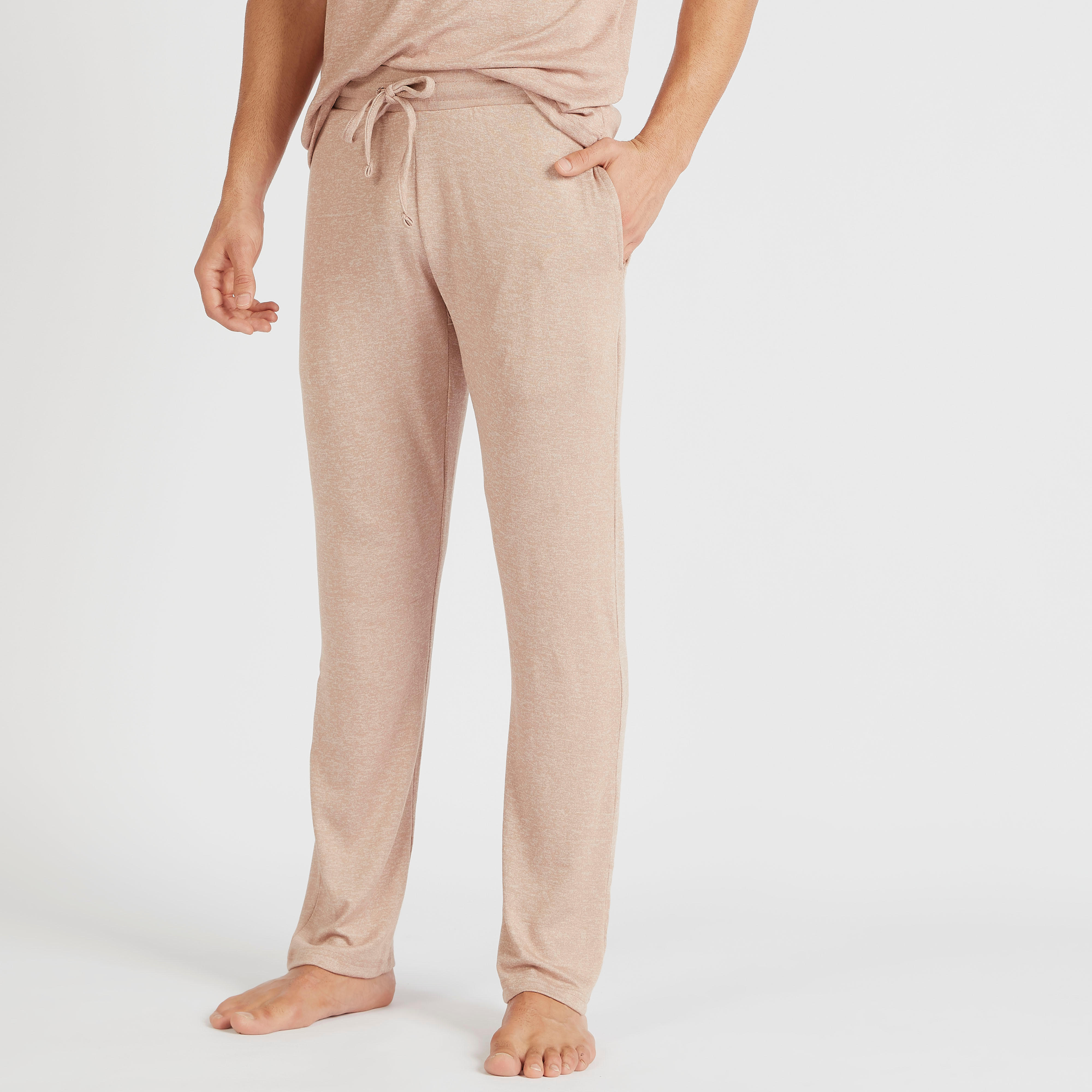 طقم بنطلون بيجاما وتيشيرت سادة بياقة ضيقة-men-clothing-nightwear-sets-image-15