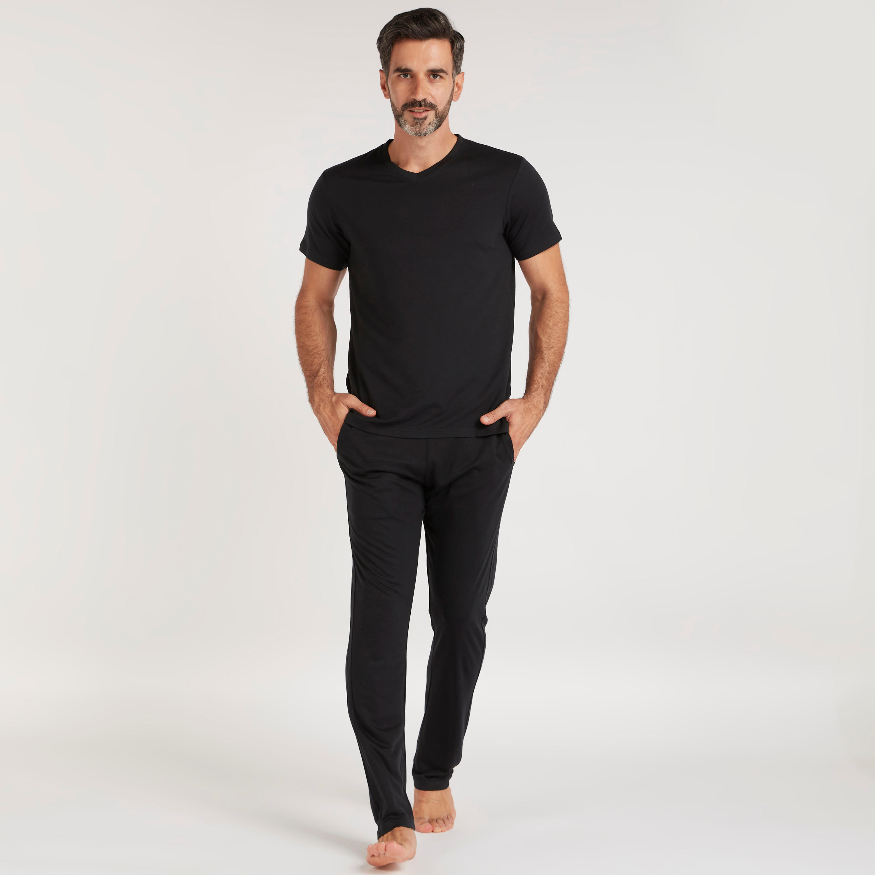 طقم بنطلون بيجاما وتيشيرت سادة بياقة v-men-clothing-nightwear-sets-image-4