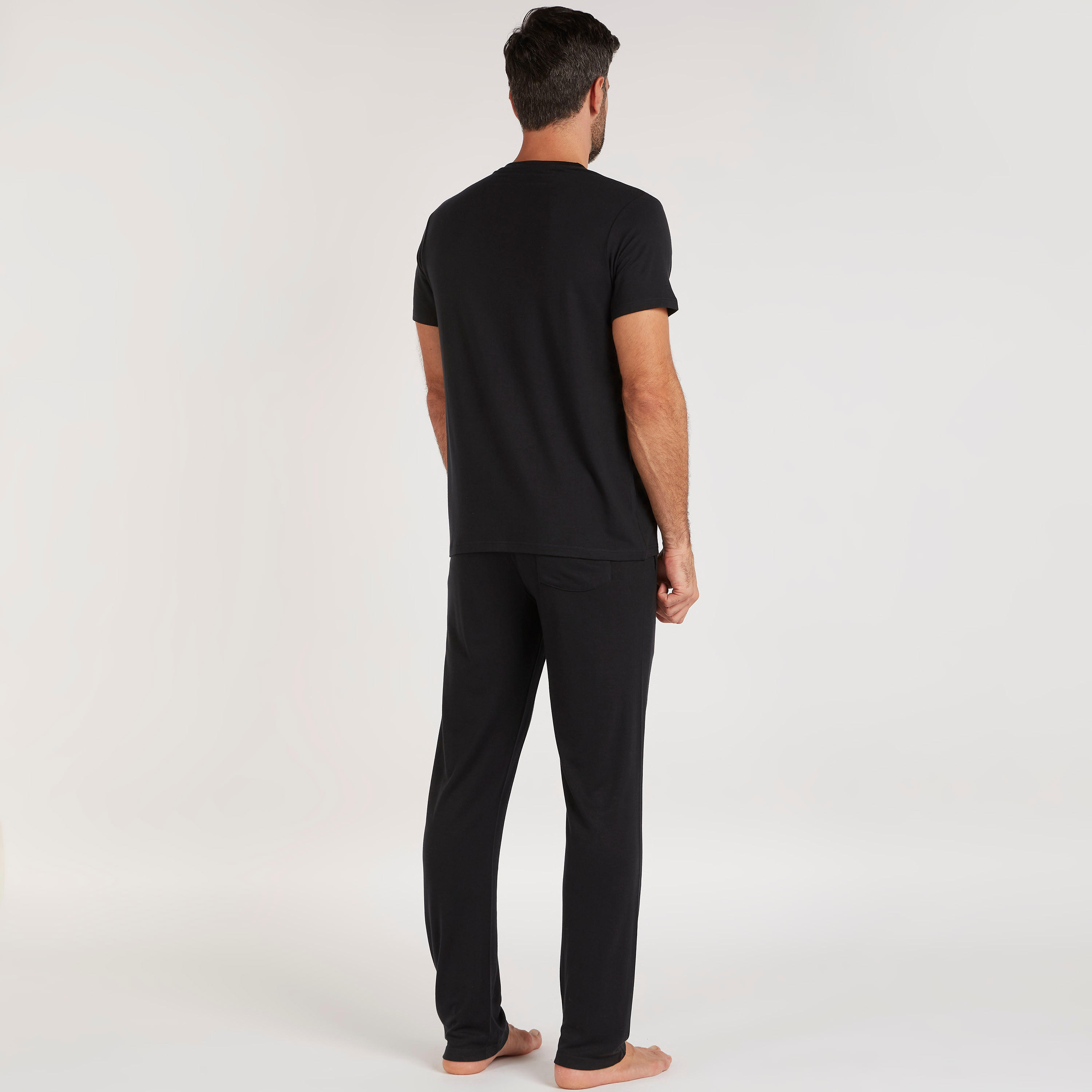 طقم بنطلون بيجاما وتيشيرت سادة بياقة v-men-clothing-nightwear-sets-image-1