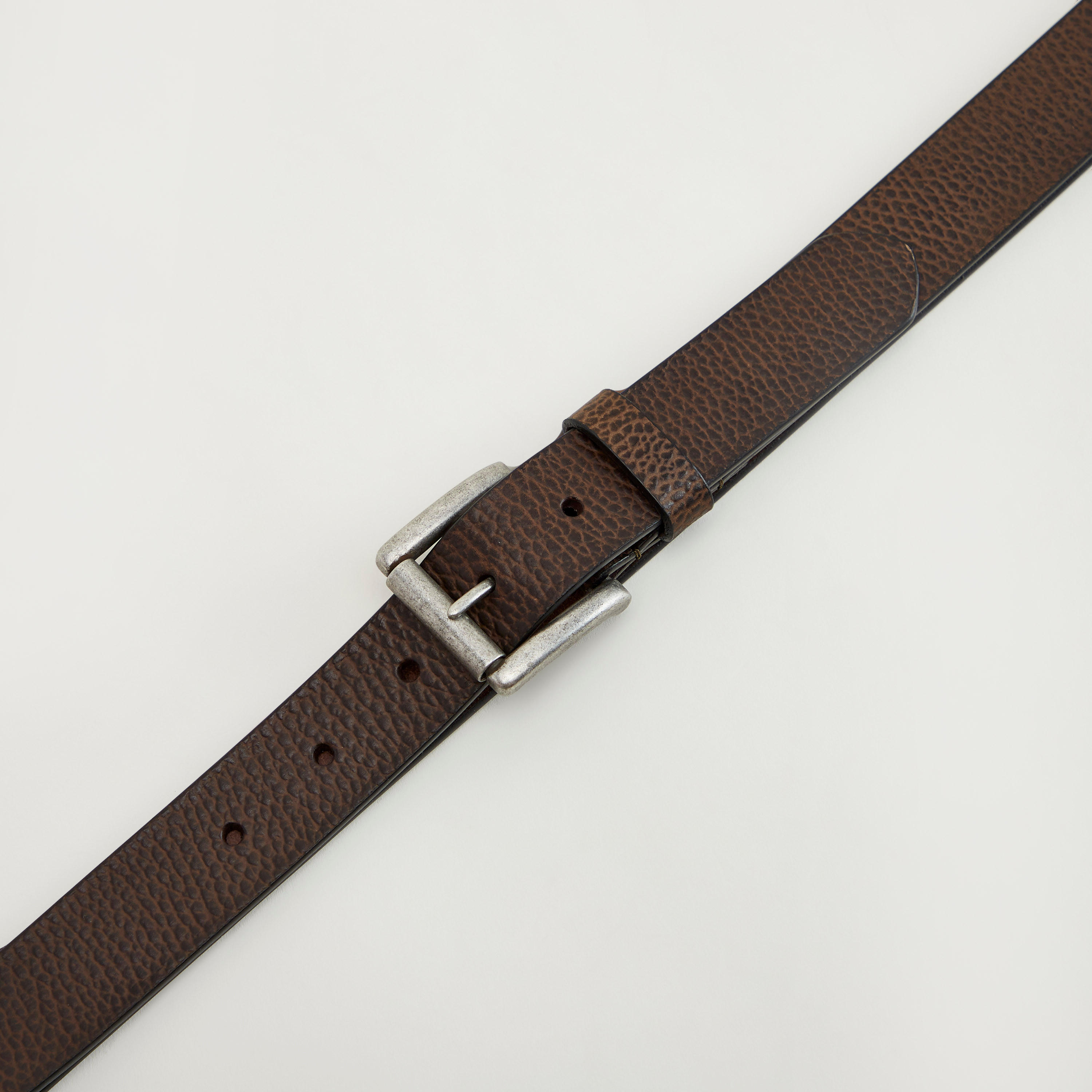 حزام خصر بارز الملمس بإبزيم إغلاق-men-beltsandwallets-belts-image-5