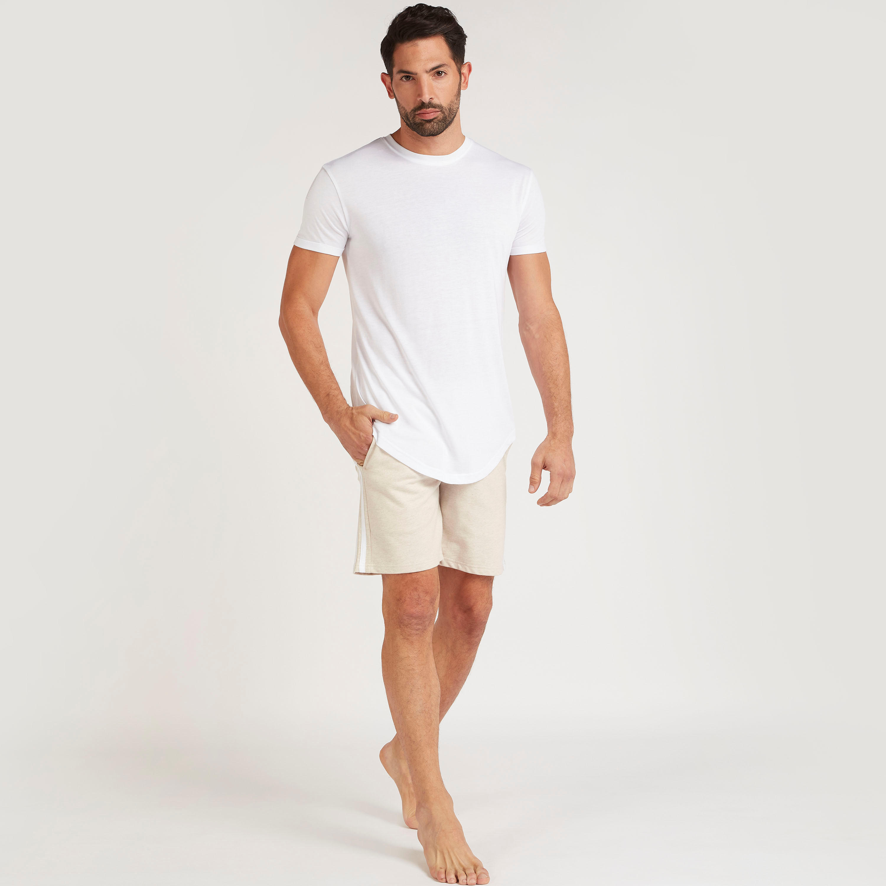 شورت مخطّط برباط إغلاق وجيوب-men-clothing-nightwear-pyjamaandshorts-image-2