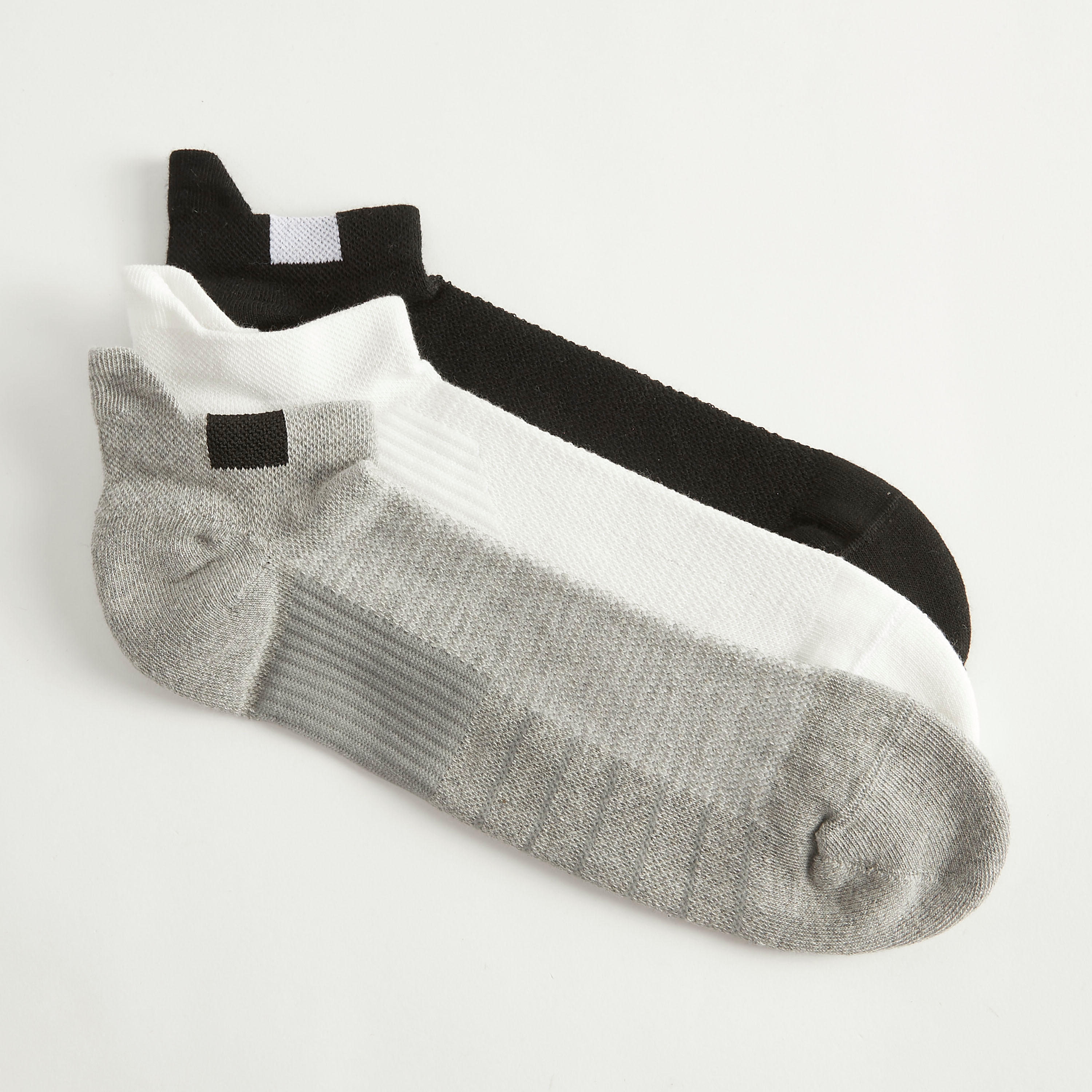 جوارب متنوّعة بطول الكاحل - طقم من 3-men-socks-image-3