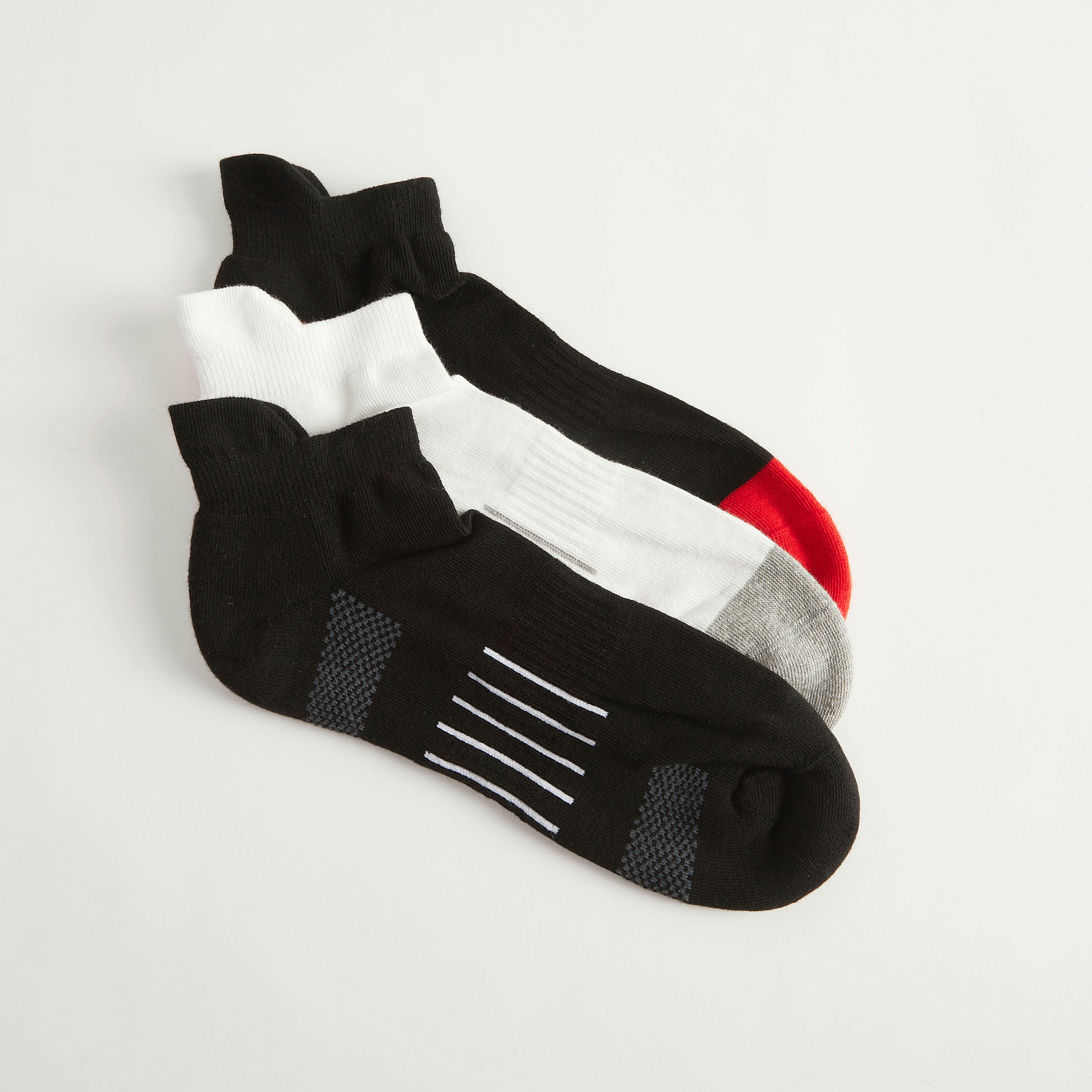 جوارب متنوّعة بطول الكاحل - طقم من 3-men-socks-image-2