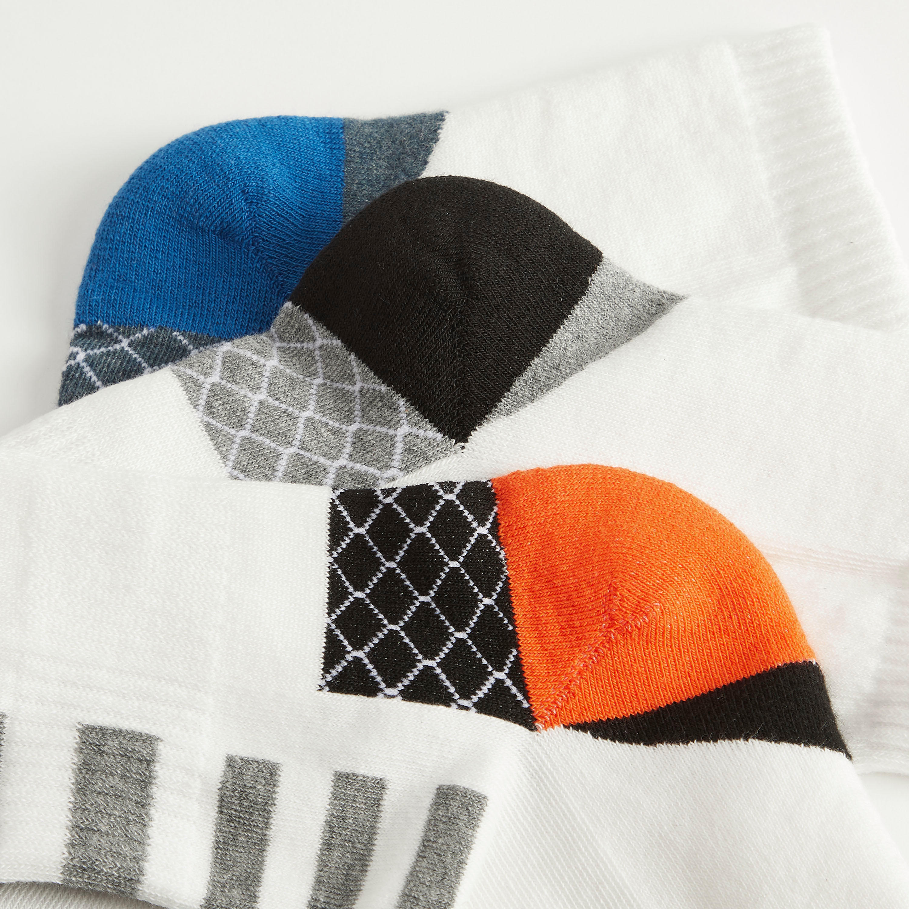 جوارب بطول الكاحل - طقم من 3 أزواج-men-socks-image-1