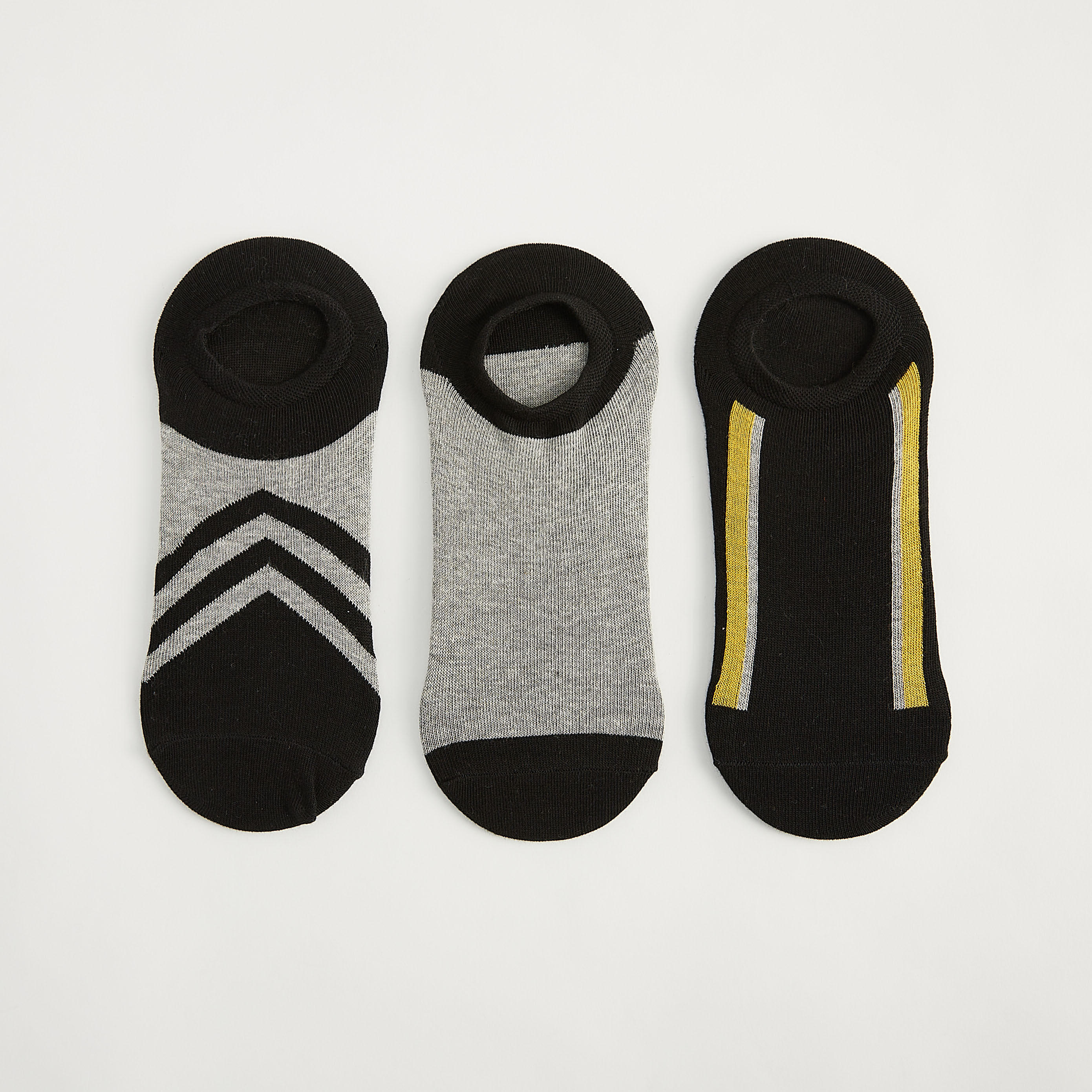 جوارب غير مرئيّة ومتنوّعة - طقم من 3 أزواج-men-socks-image-2