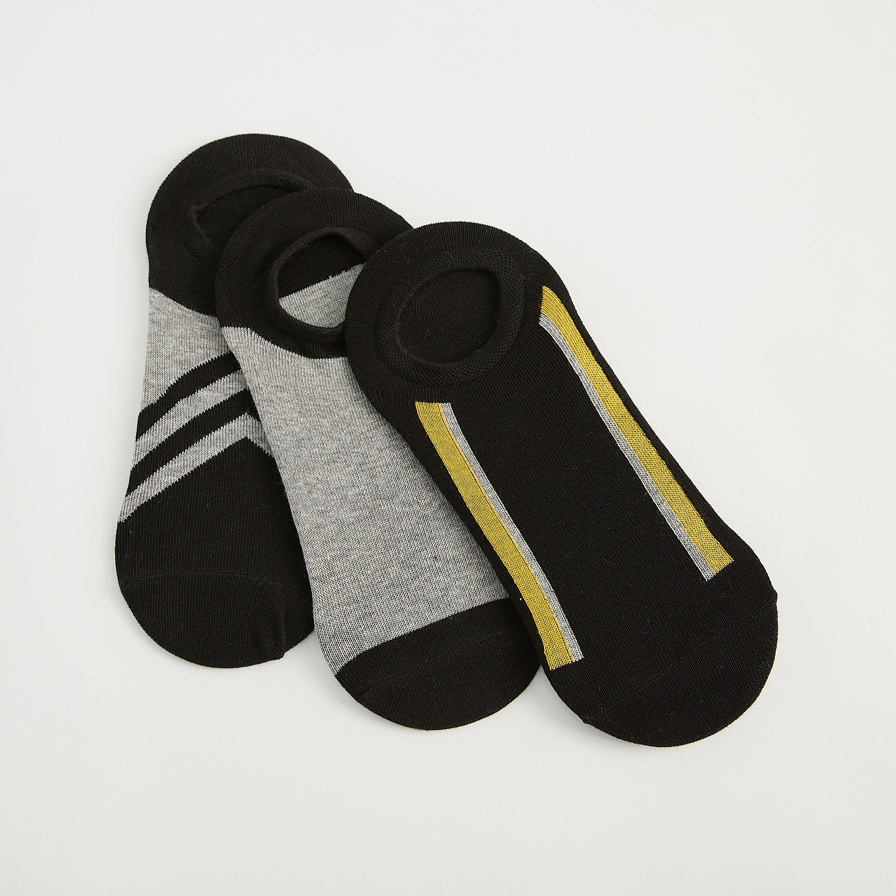 جوارب غير مرئيّة ومتنوّعة - طقم من 3 أزواج-men-socks-image-3