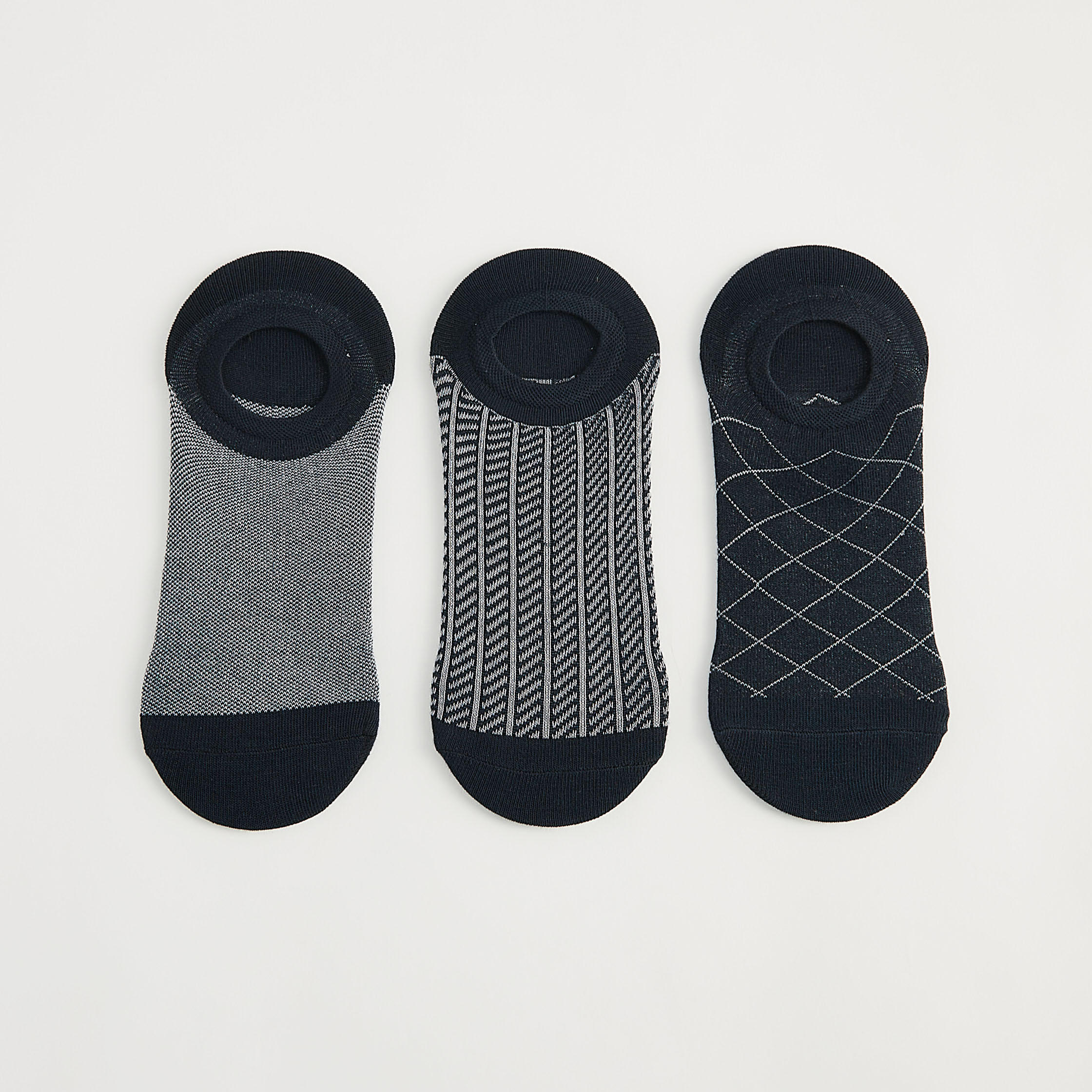 جوارب غير مرئيّة متنوّعة - طقم من 3 أزواج-men-socks-image-2