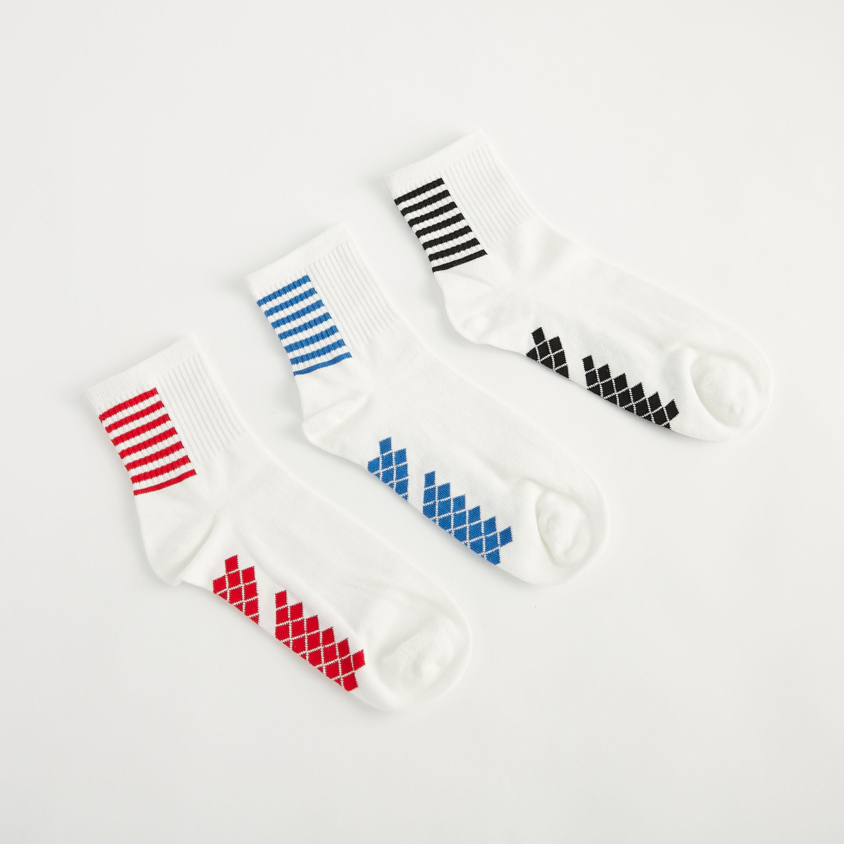 جوارب مقلّمة بطول ربلة الساق - طقم من 3 أزواج-men-socks-image-1