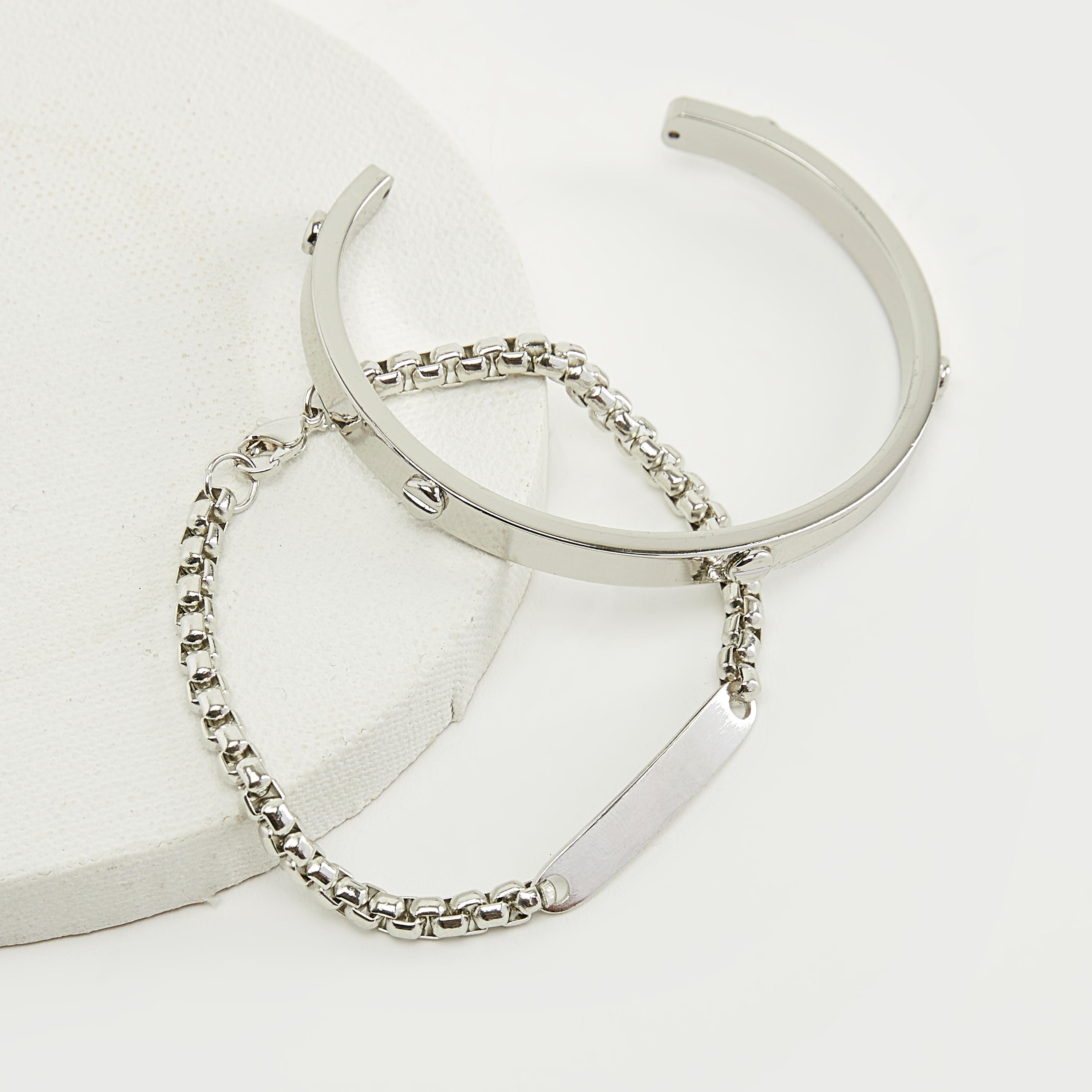 أساور مزينة - طقم من 2 قطع-men-watchesandjewellery-bracelets-image-1