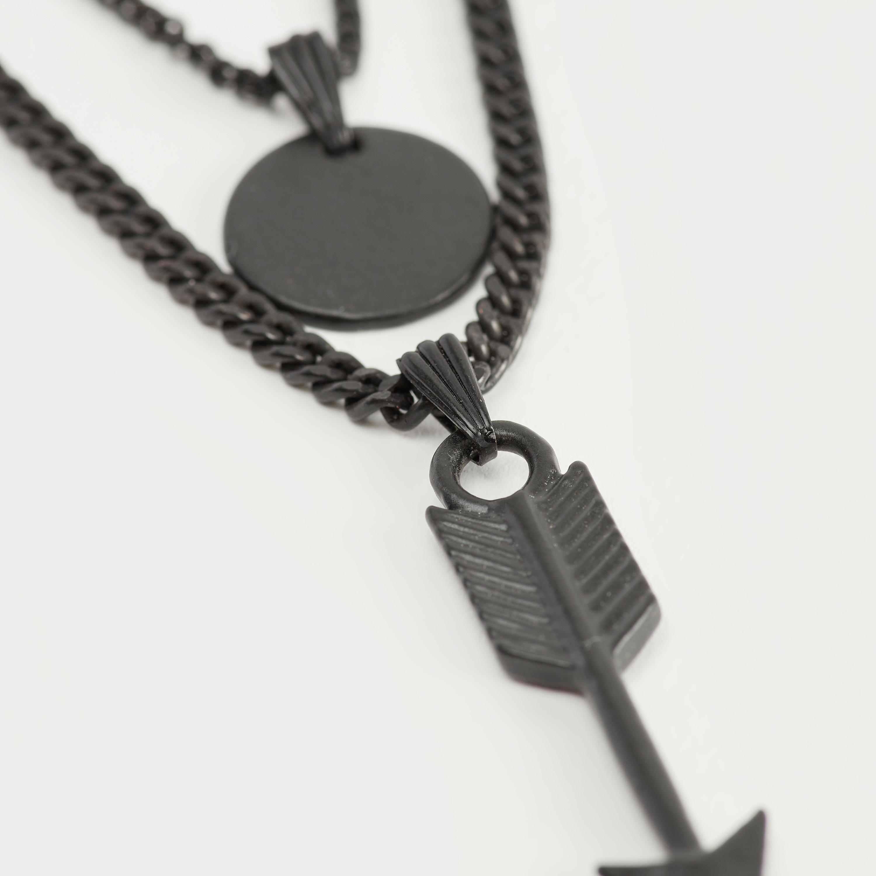 قلادة متعددة الطبقات بدلايات مع قفل إغلاق-men-watchesandjewellery-necklacesandpendants-image-3