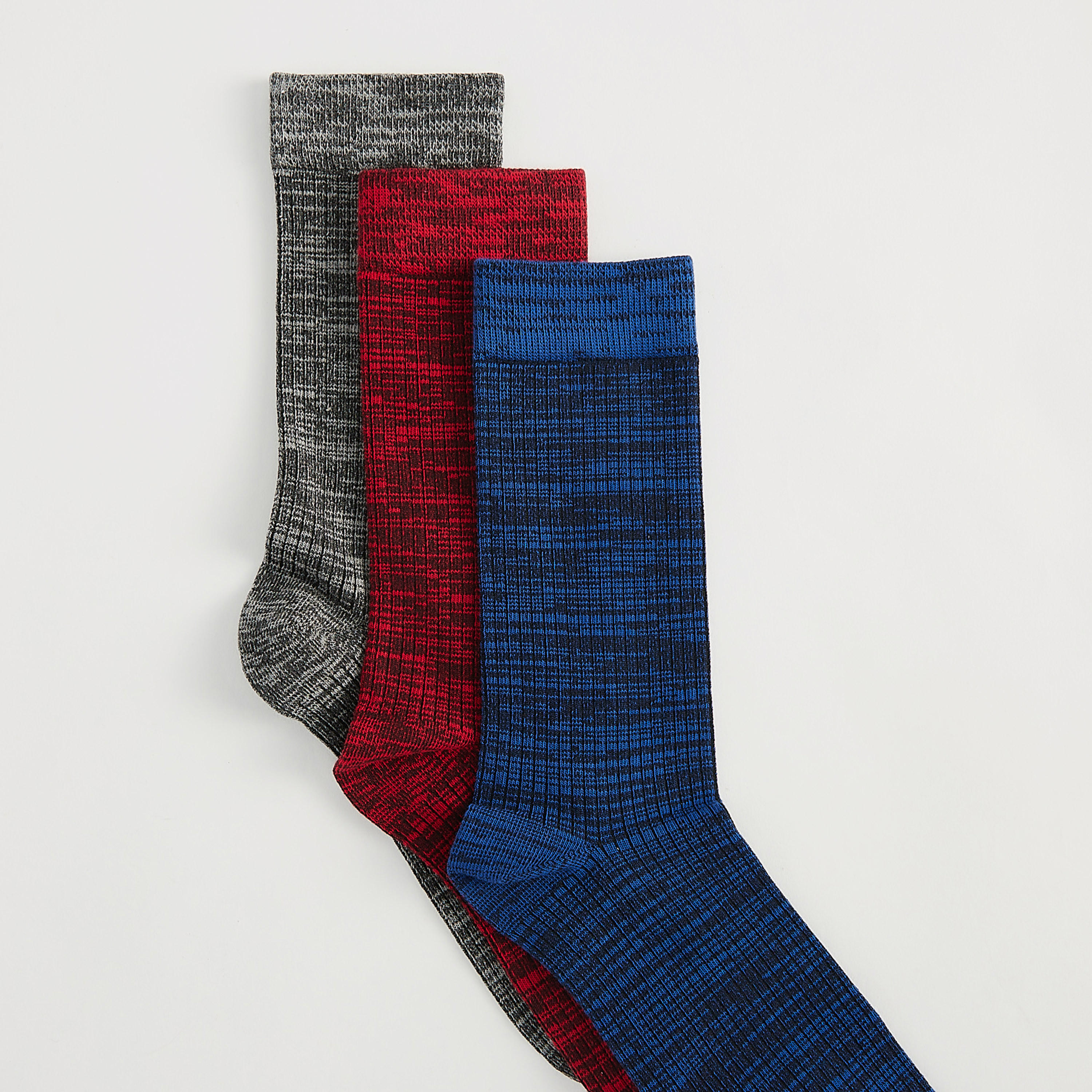 جوارب مضلّعة بطول ربلة الساق - طقم من 3-men-socks-image-3