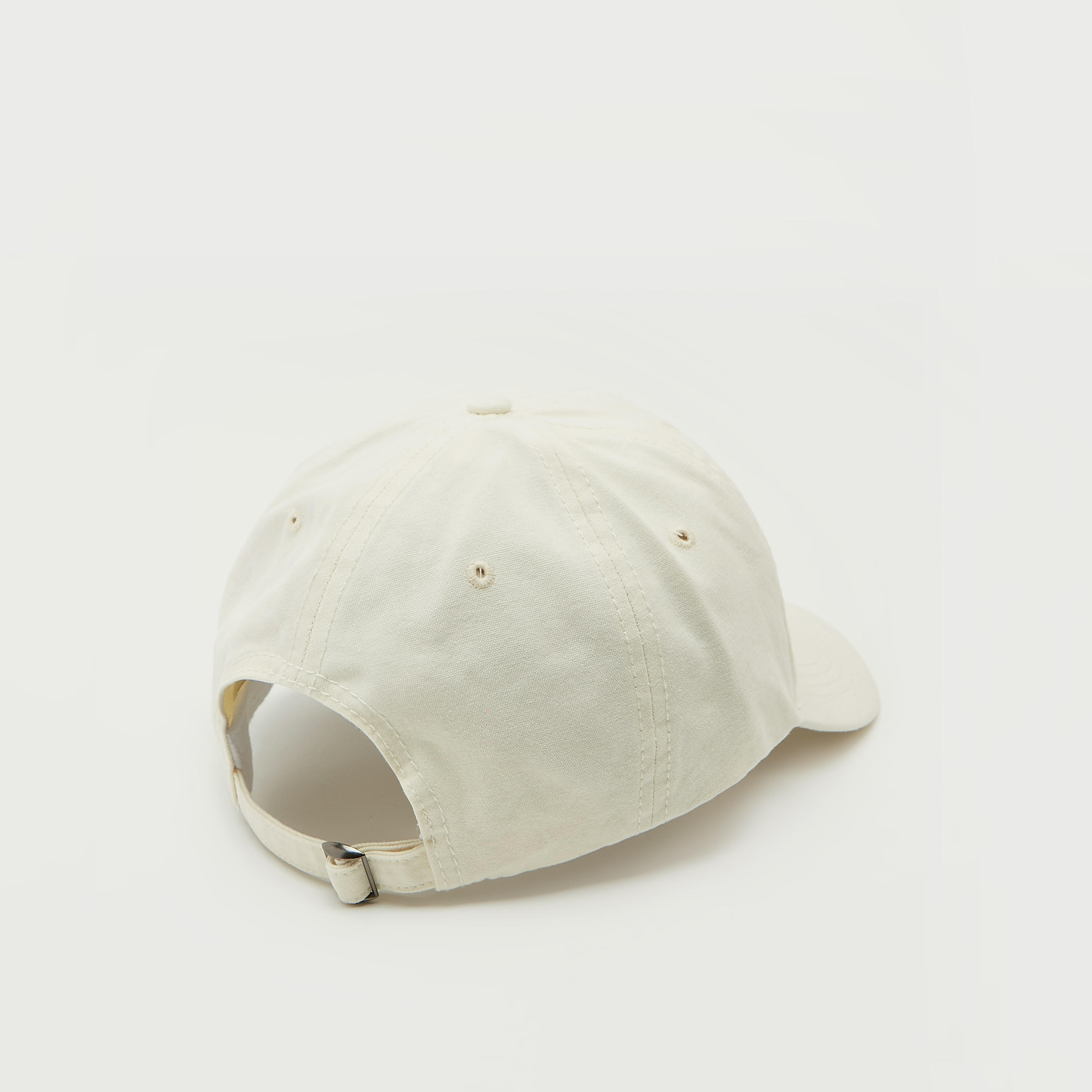 كاب مطرّز بحزام إغلاق بإبزيم-men-caps-image-2