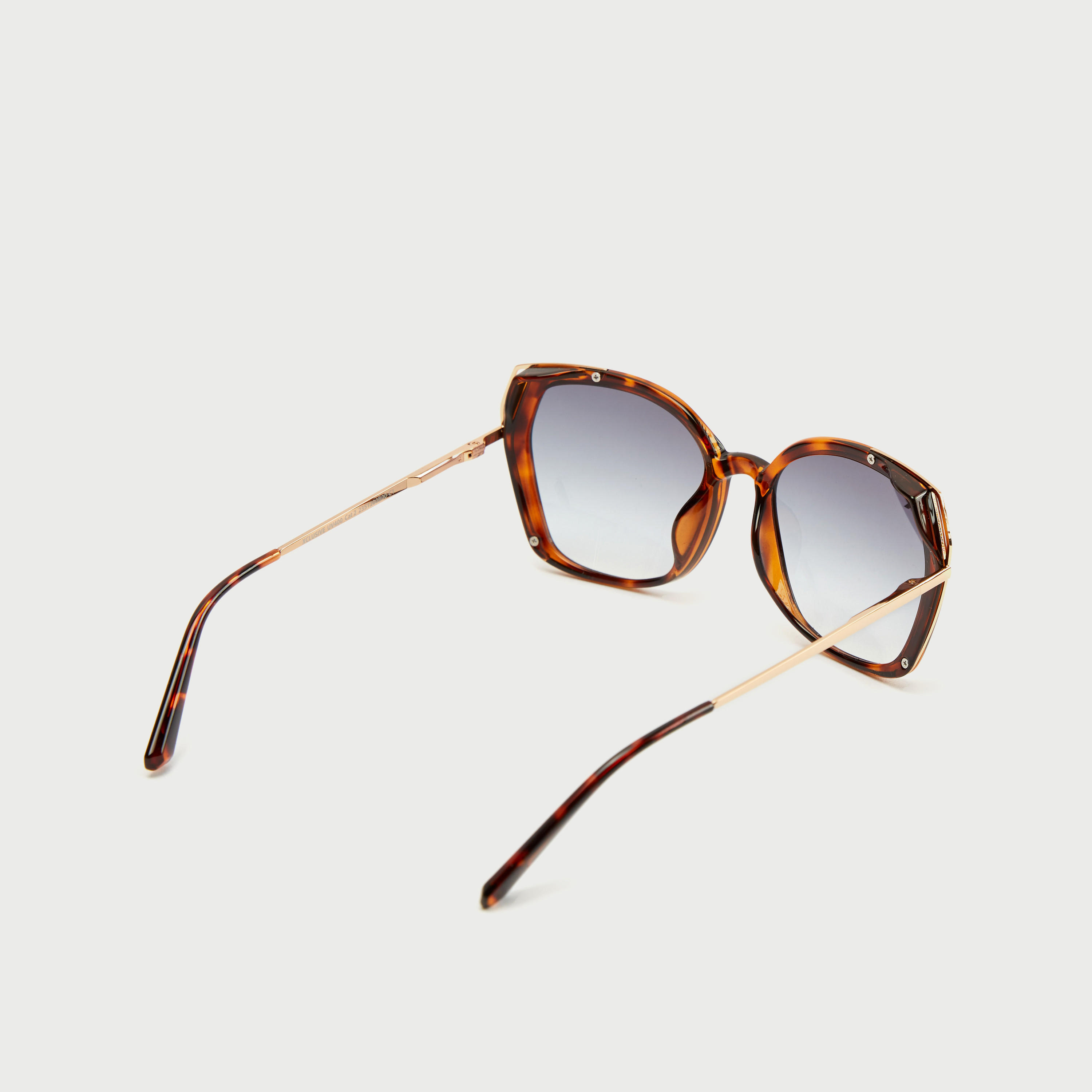 نظارة شمسية بإطار سداسي وطبعات حيوانات ووسادات أنف من أوكيالي-men-sunglasses-image-3