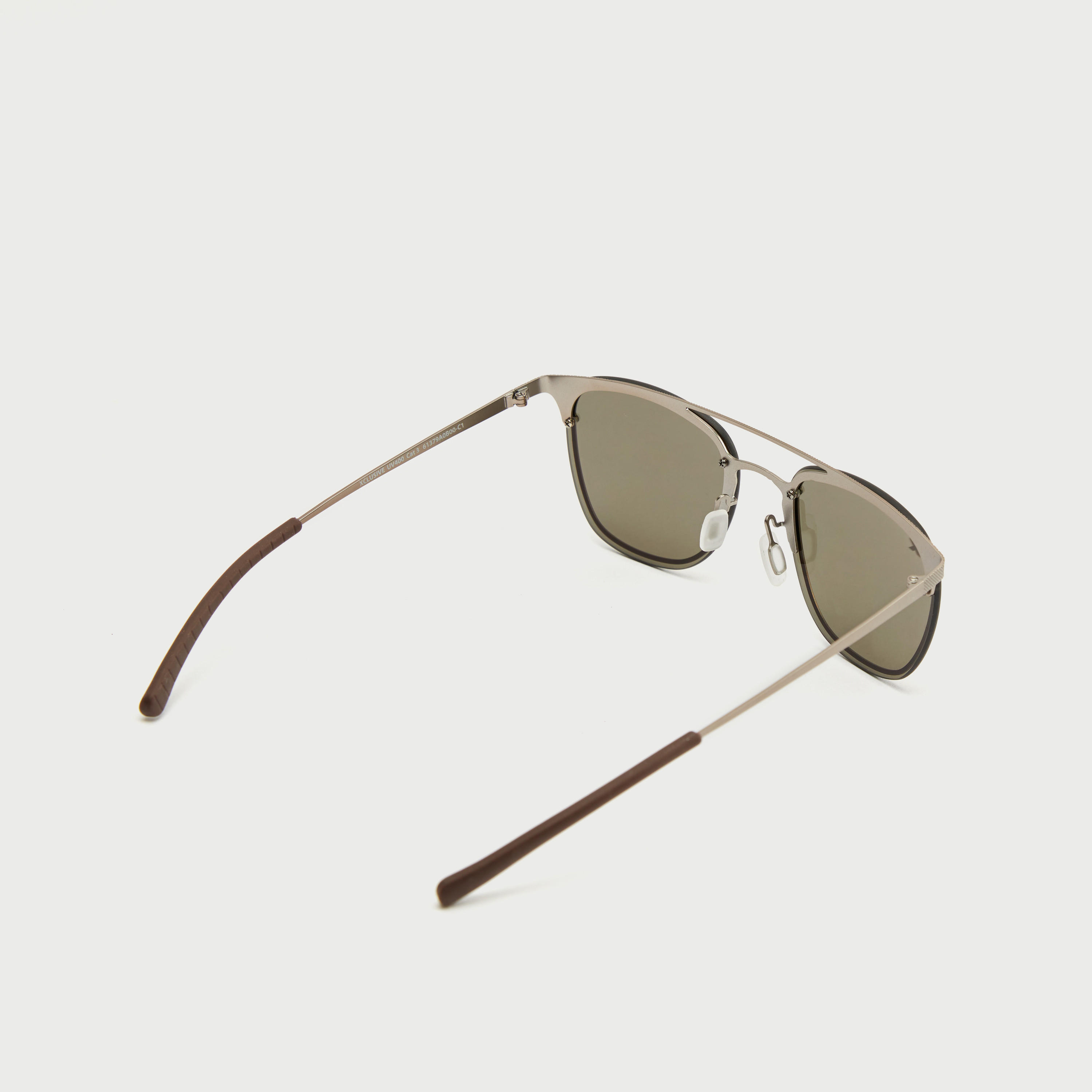 نظارة شمسية بإطار كامل ووسادات أنف من أوكيالي-men-sunglasses-image-4