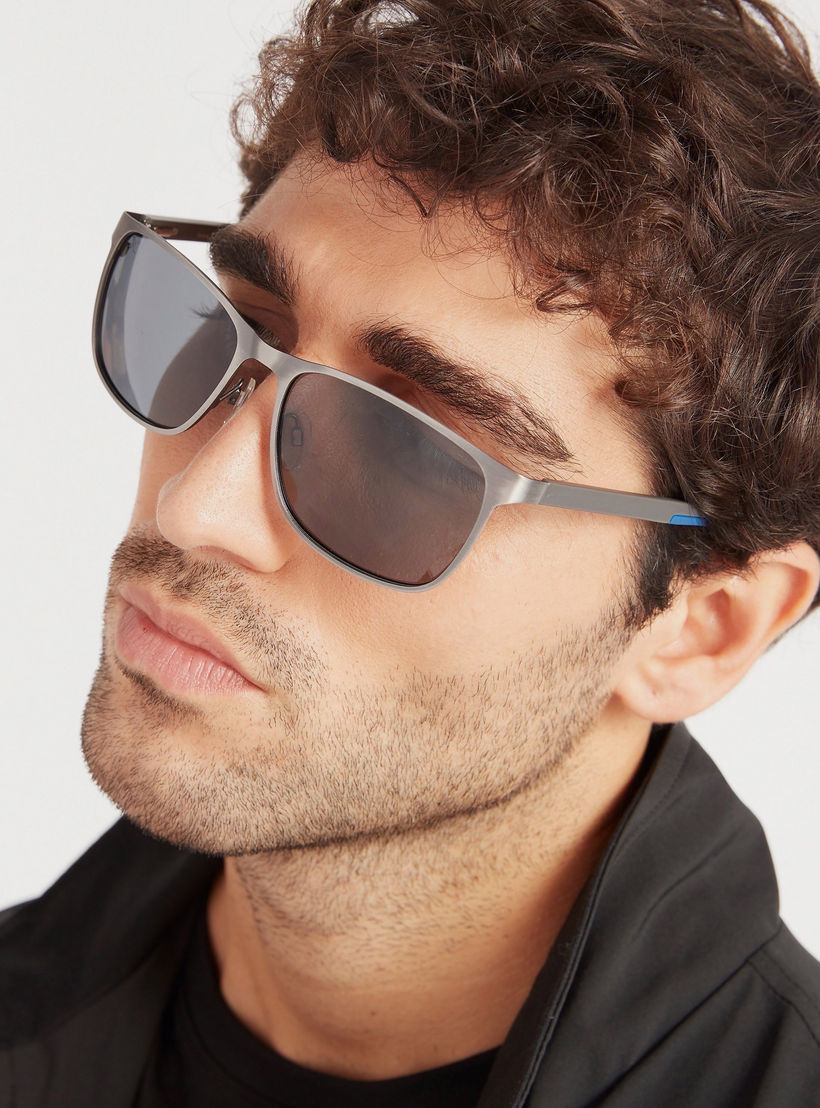 نظارة شمسية بعدسات ملونة وإطار كامل ووسادات أنف من أوكيالي-men-sunglasses-image-2