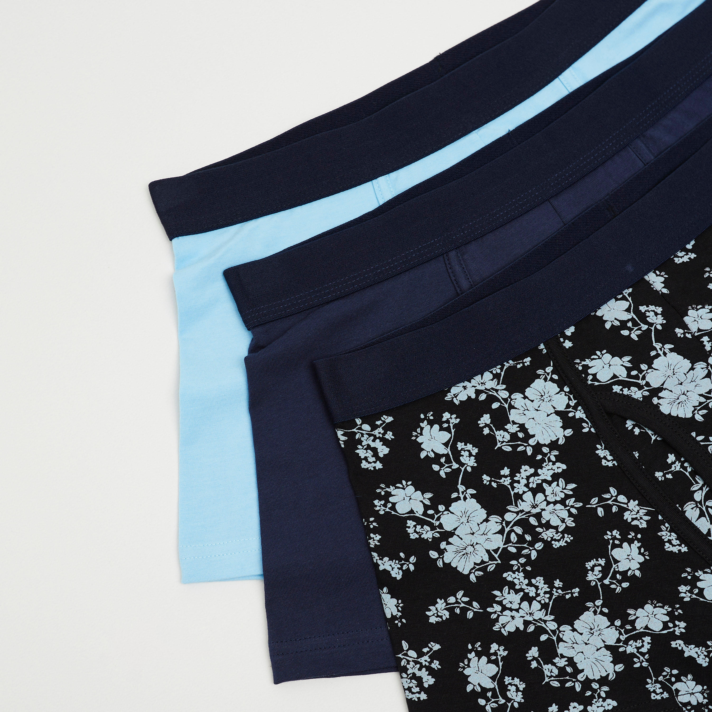 شورتات ترانك بخصر مطّاطي - طقم من 3 قطع متنوّعة-men-clothing-innerwear-underwear-image-3