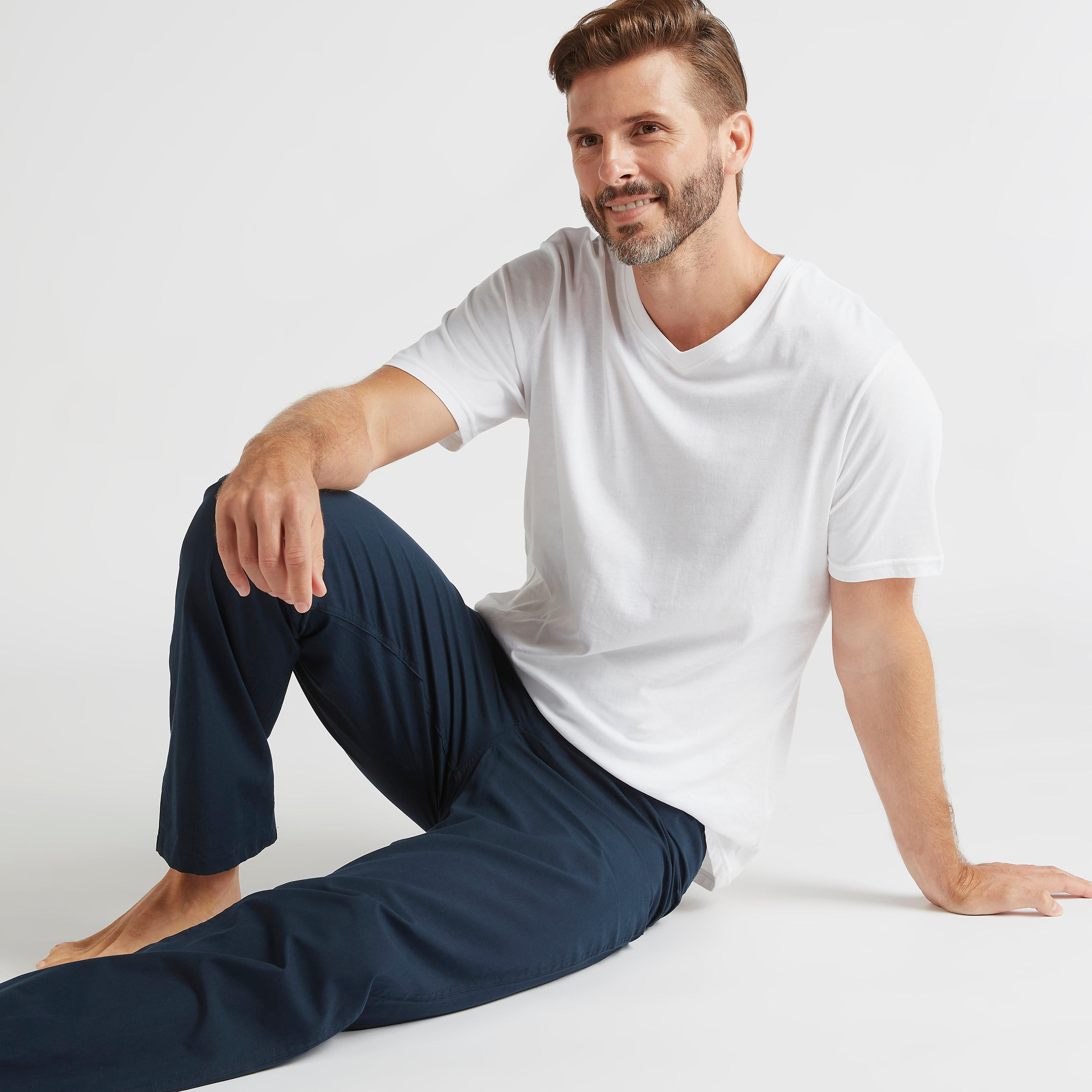 طقم بنطلون بيجاما طويل بخصر مطّاطي بطبعات - قطعتين-men-clothing-nightwear-pyjamaandshorts-image-2