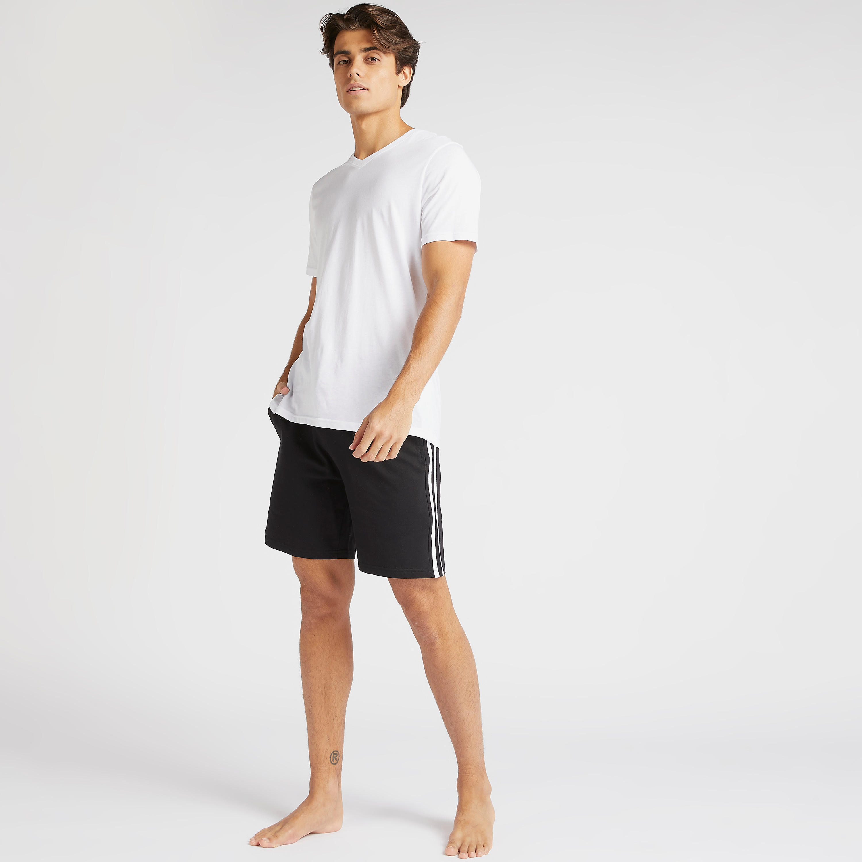 شورت سادة برباط وجيوب-men-clothing-bottoms-shorts-image-3