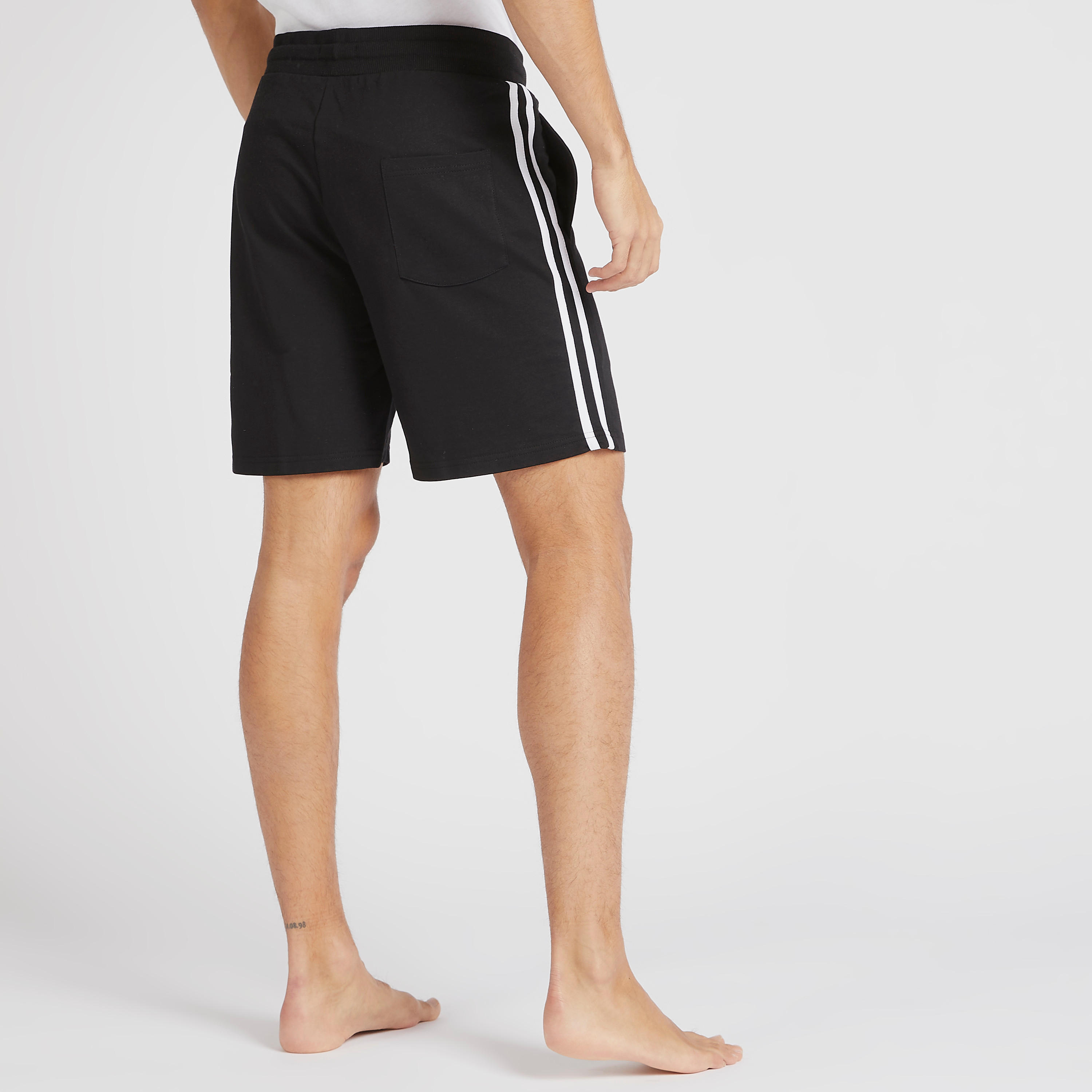 شورت سادة برباط وجيوب-men-clothing-bottoms-shorts-image-1