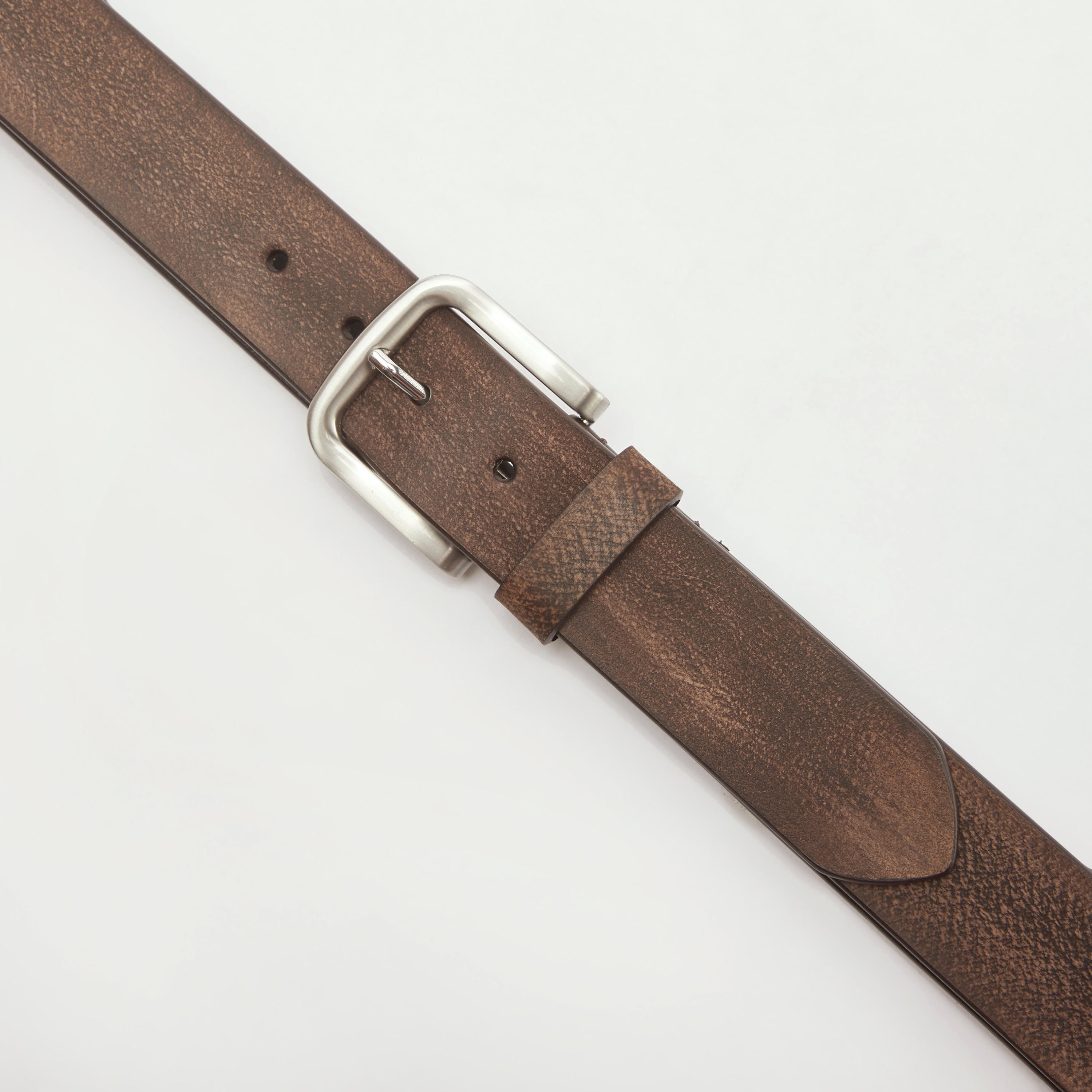 حزام منقوش بشعار بإبزيم بدبّوس إغلاق من لي كوبر-men-beltsandwallets-belts-image-2