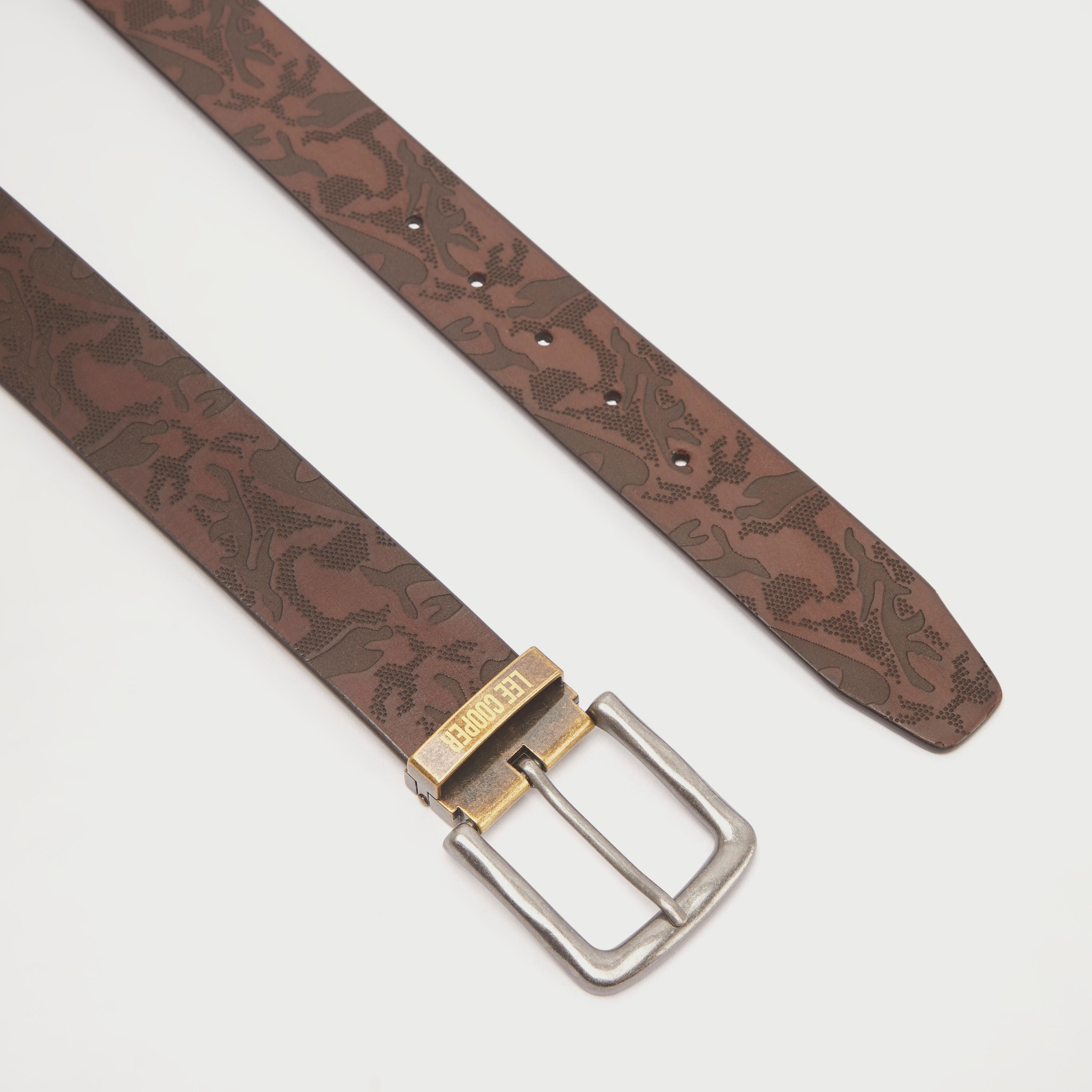 حزام بارز الملمس بإبزيم بدبوس إغلاق من لي كوبر-men-beltsandwallets-belts-image-4