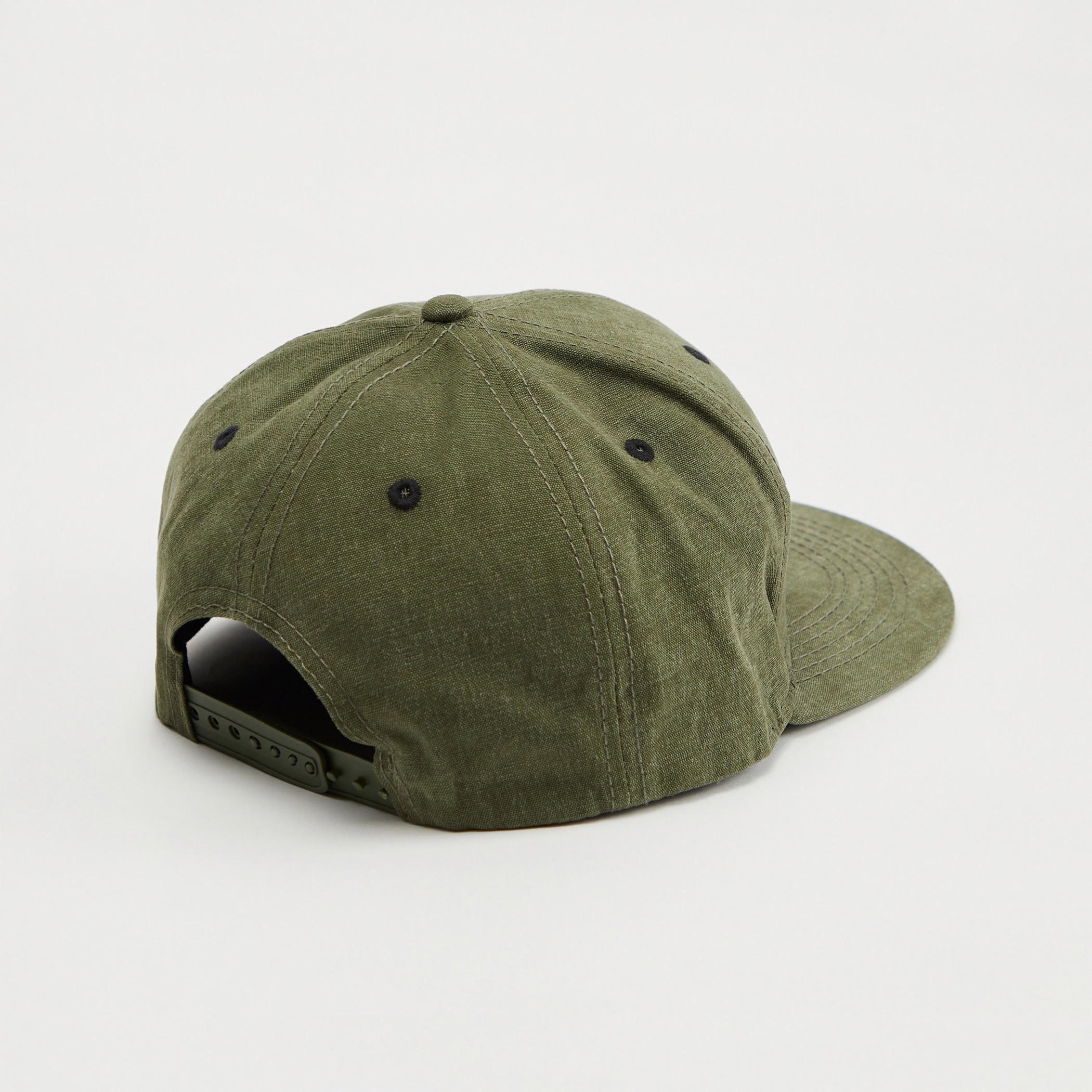 كاب مطرّز بزر إغلاق خلفي من كابا-men-caps-image-2