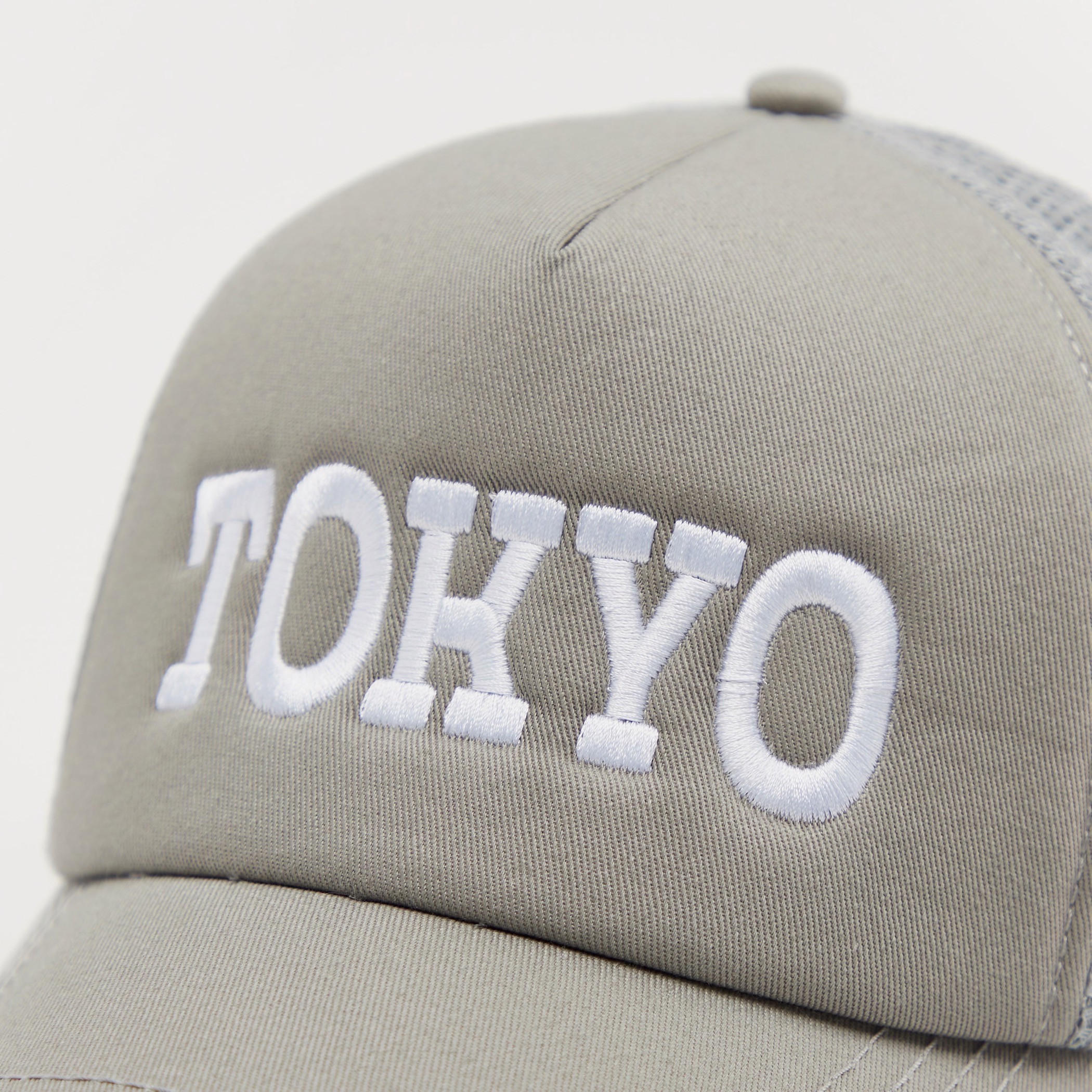 Embroidered Detail Cap with Mesh and Snap Back Closure-men-caps-image-2