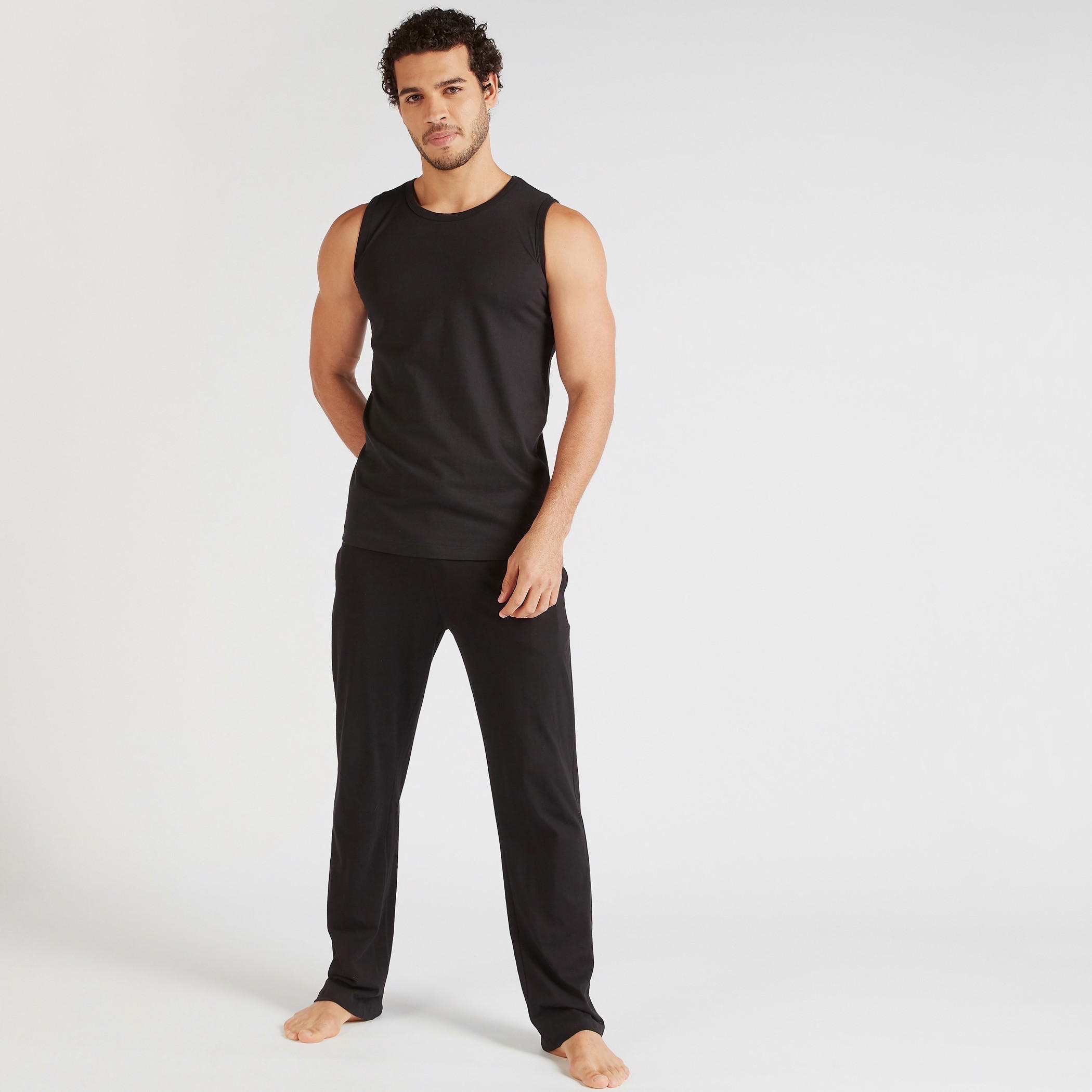 فيستات سادة بياقة ضيقة- طقم من 2 قطع-men-clothing-nightwear-tshirts-image-6