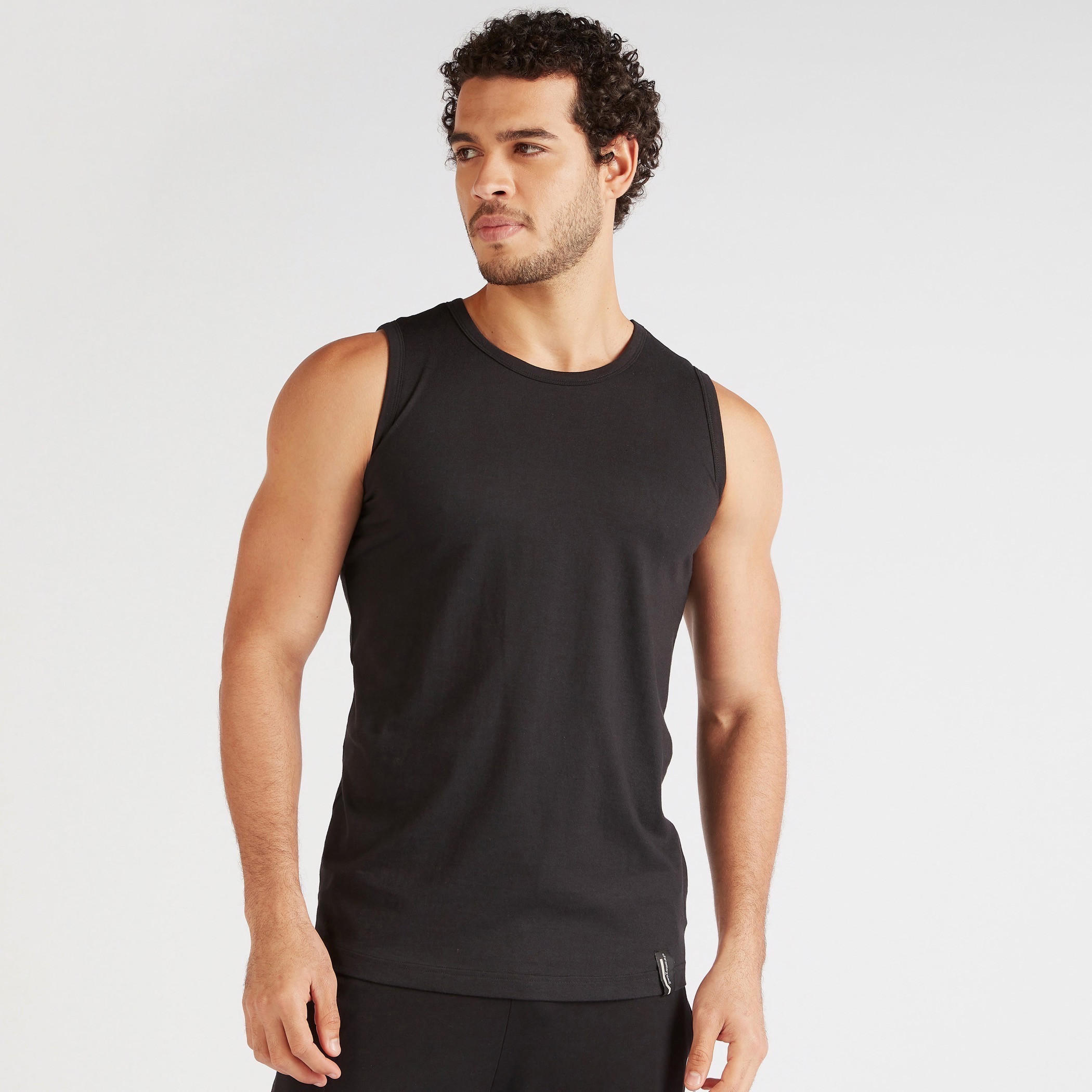 فيستات سادة بياقة ضيقة- طقم من 2 قطع-men-clothing-nightwear-tshirts-image-5