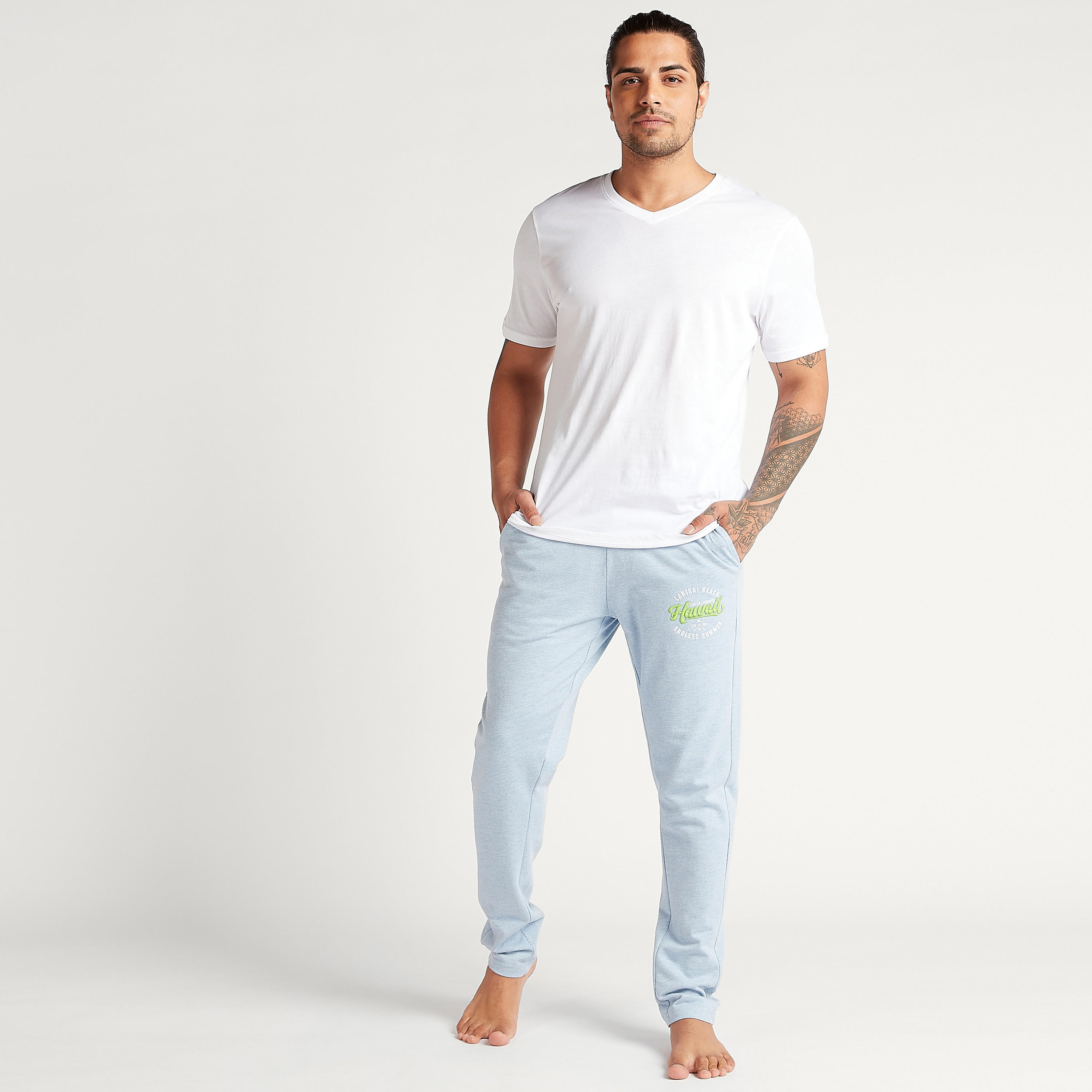 بنطلون بيجاما طويل سادة برباط إغلاق وجيوب-men-clothing-nightwear-pyjamaandshorts-image-3