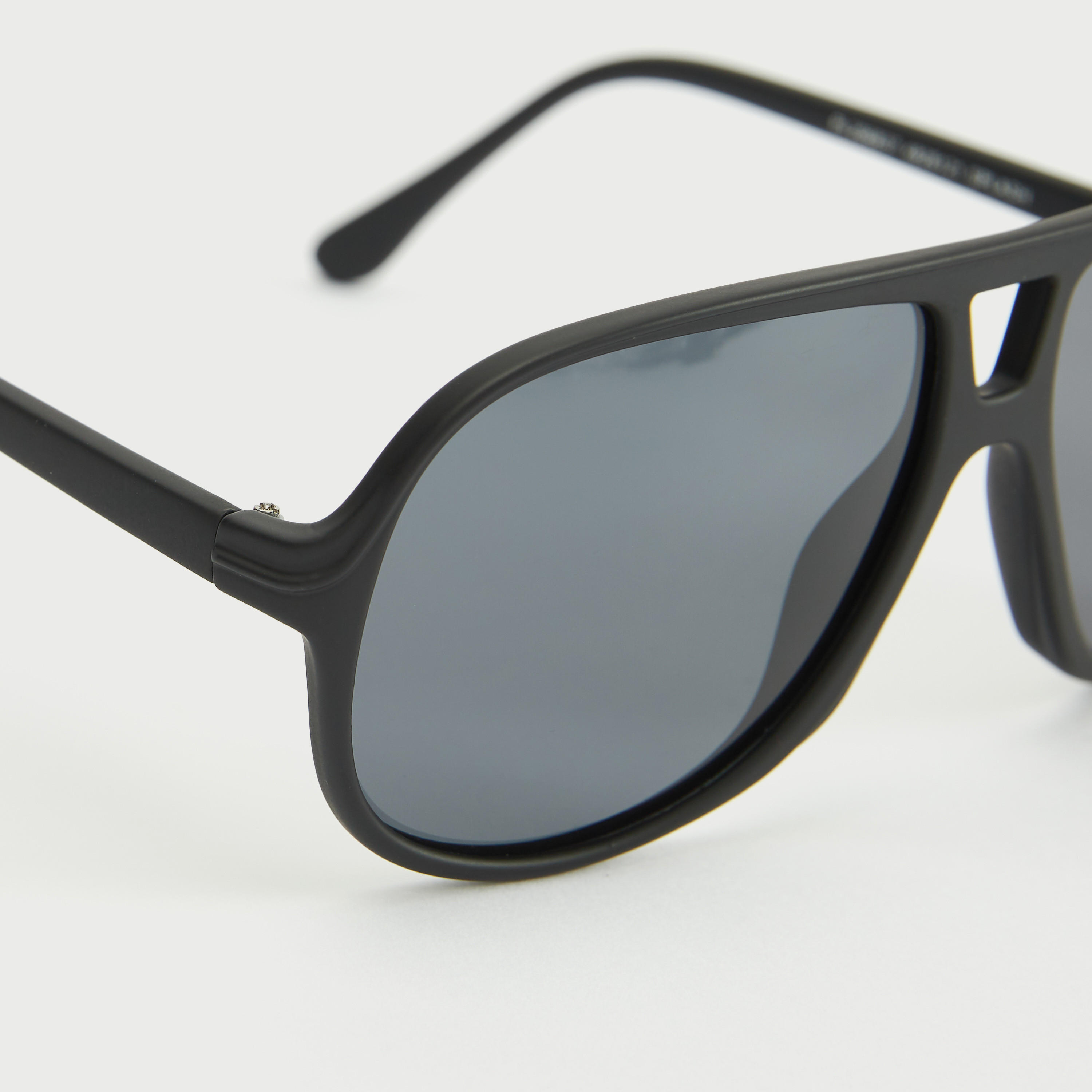 نظارة شمسية ملونة بإطار كامل ووسادات أنف-men-sunglasses-image-4