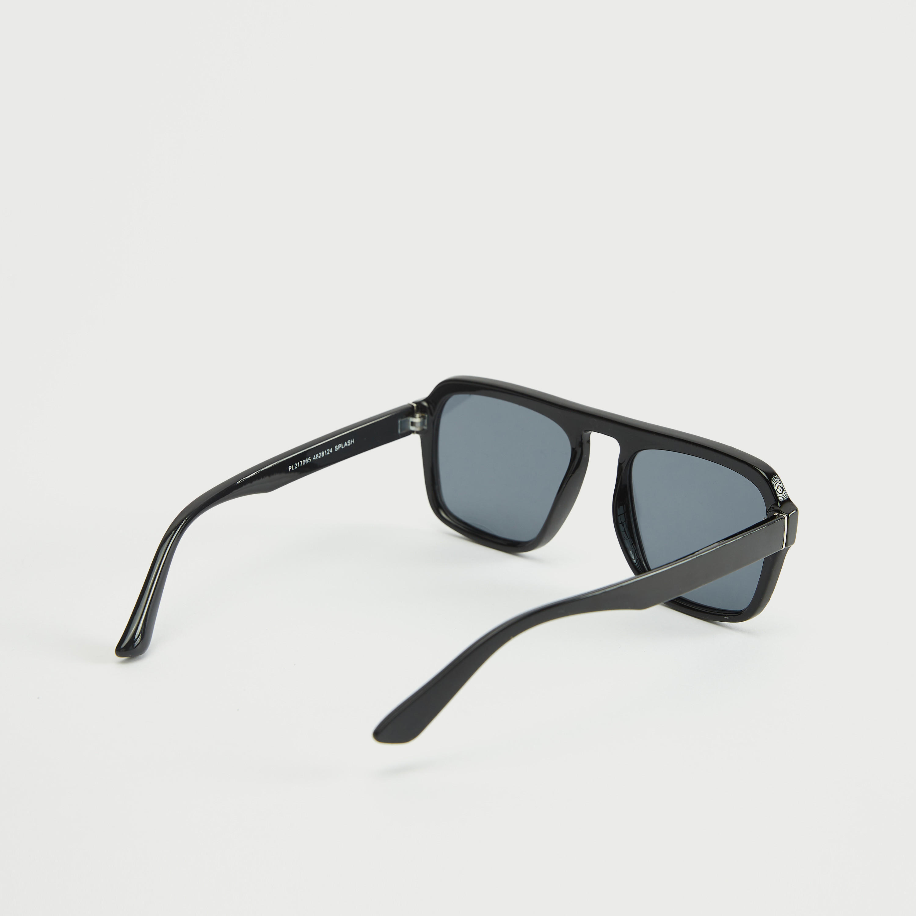 نظارة شمسية بإطار كامل وعدسات ملوّنة-men-sunglasses-image-3