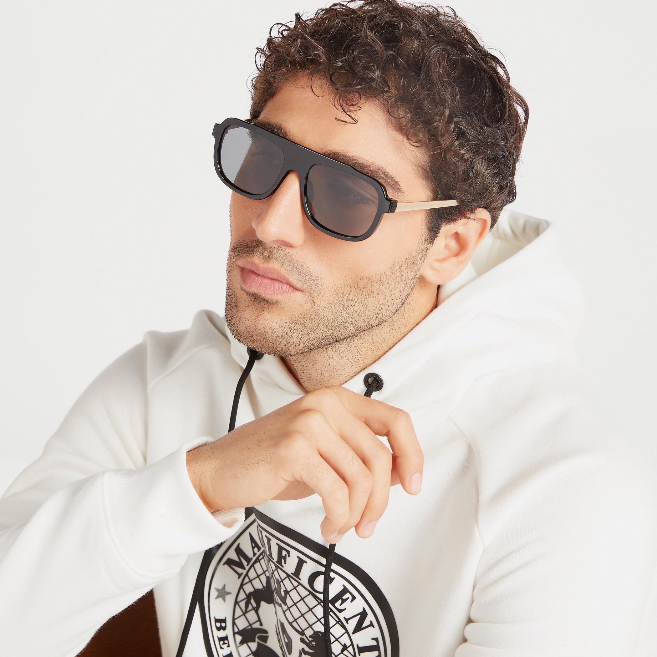 نظارة شمسية بإطار كامل وعدسات ملوّنة-men-sunglasses-image-2