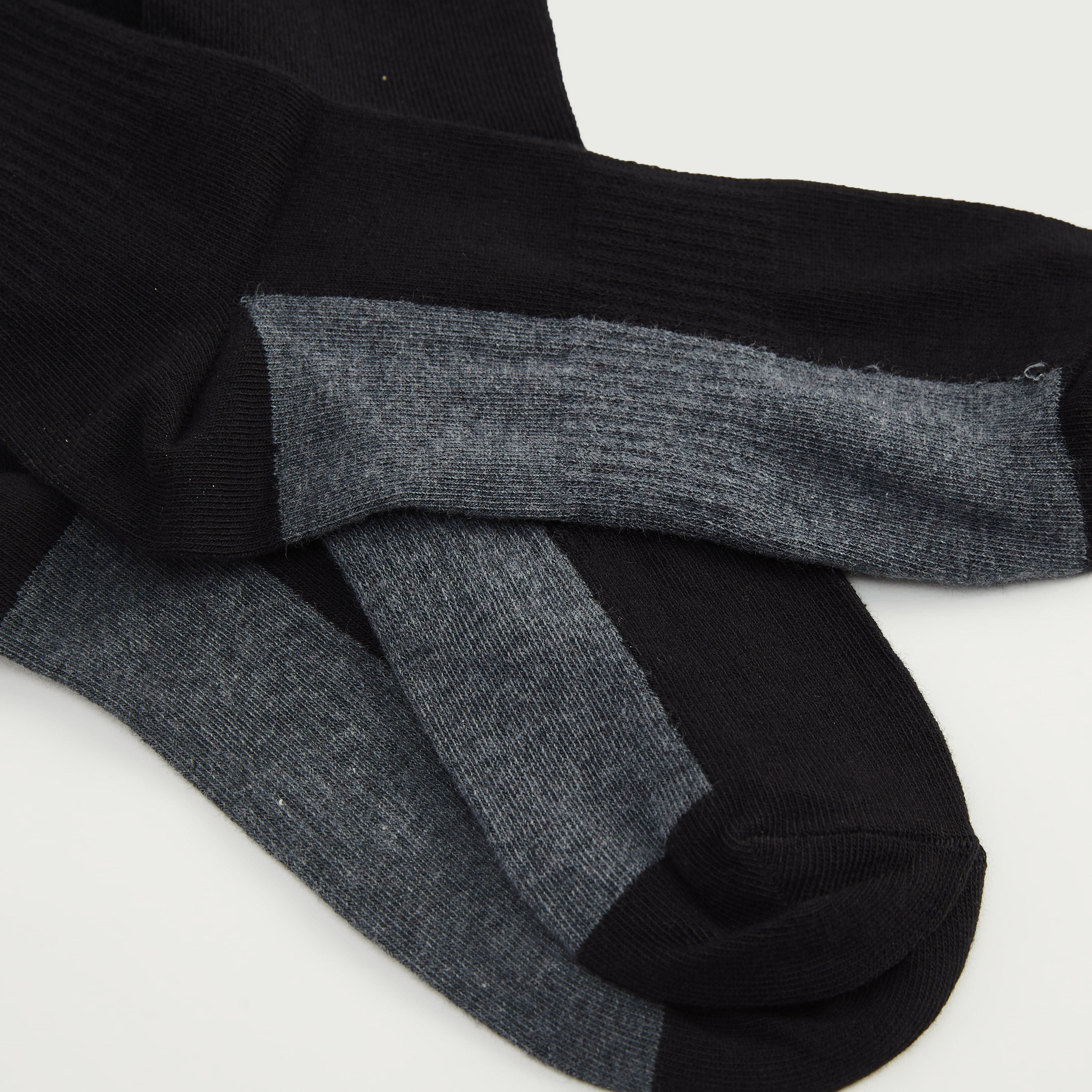 جوارب متنوّعة بطول ربلة السّاق - طقم من 3-men-socks-image-4