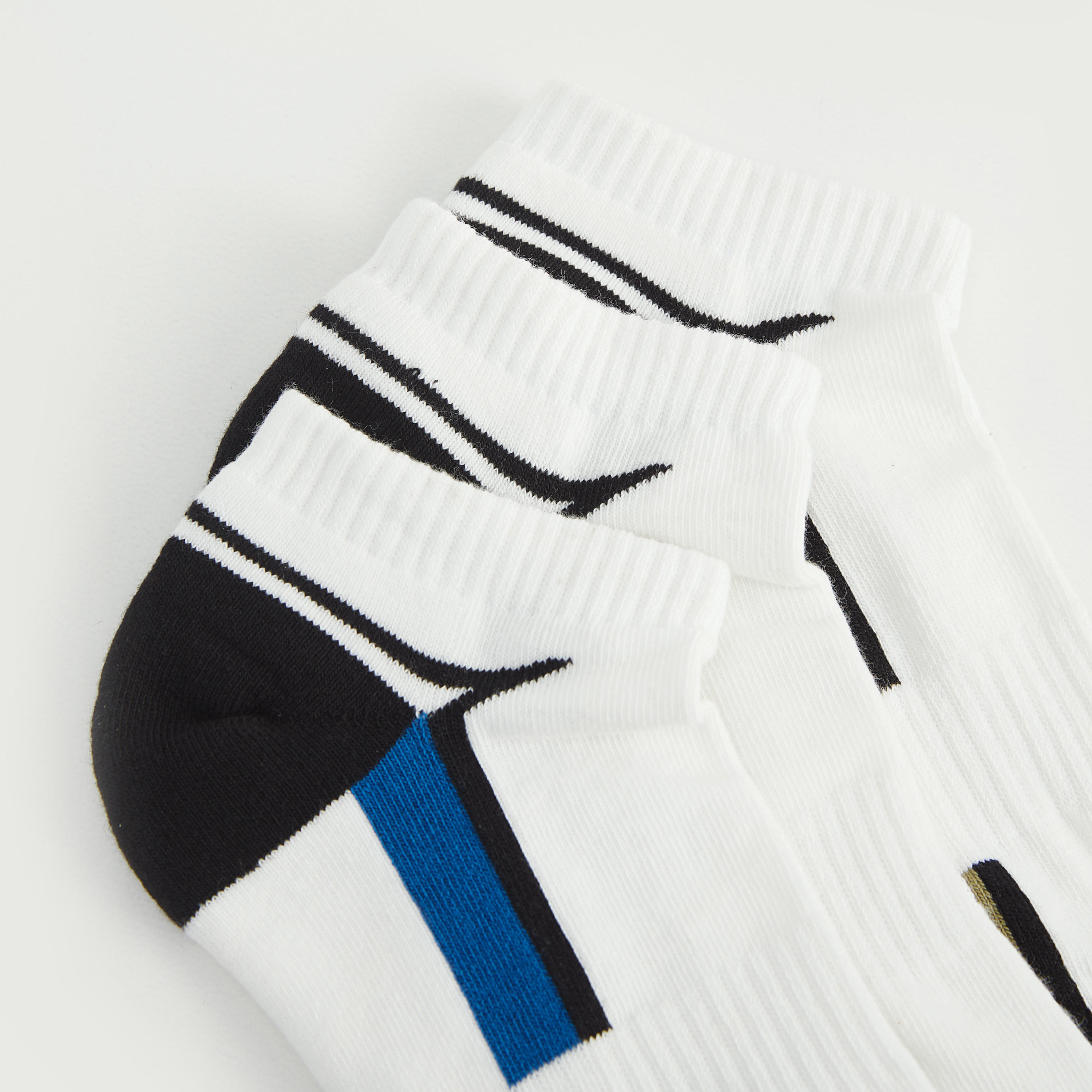 جوارب غير مرئية متنوّعة - طقم من 3-men-socks-image-3