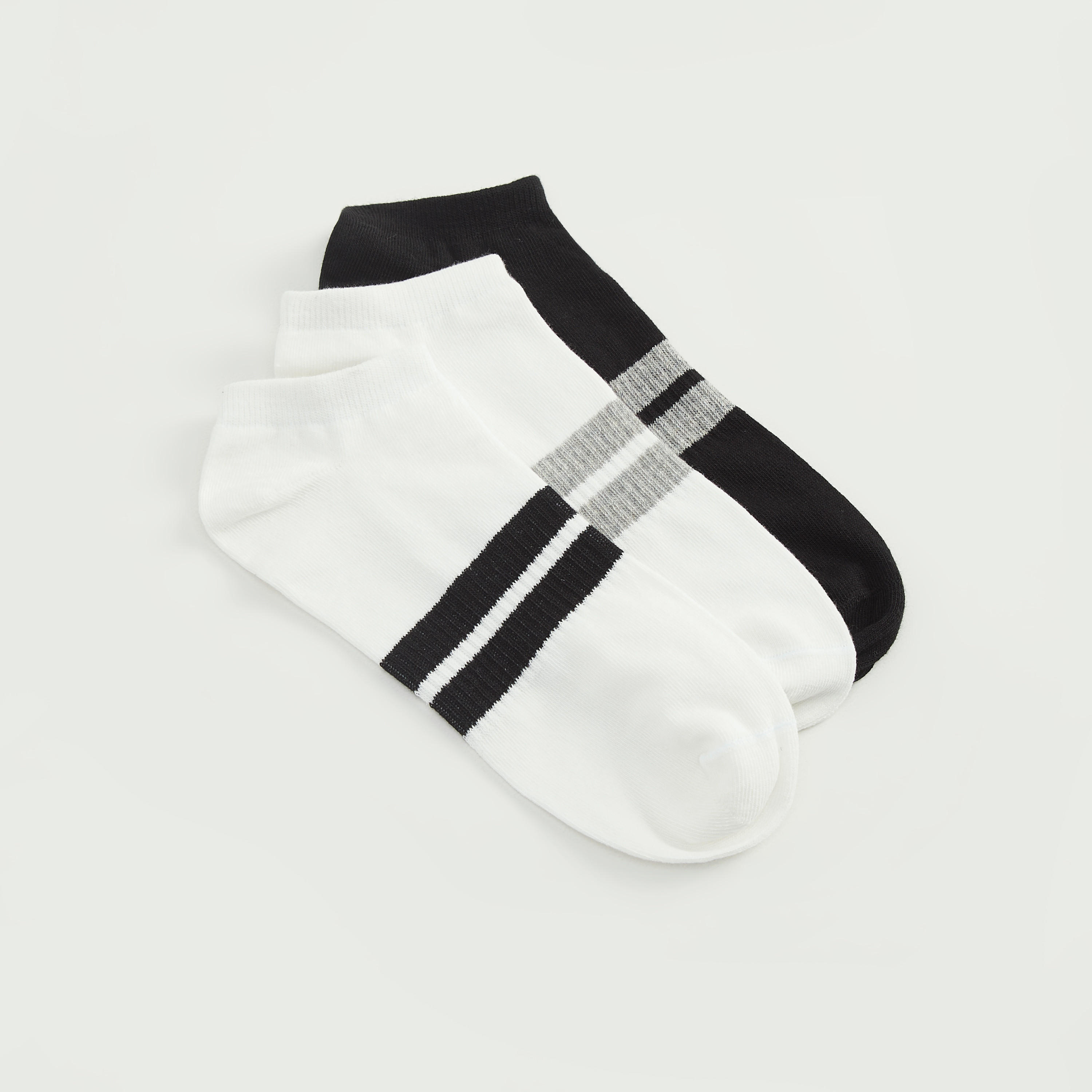 جوارب متنوعة بطول الكاحل - طقم من 3-men-socks-image-3