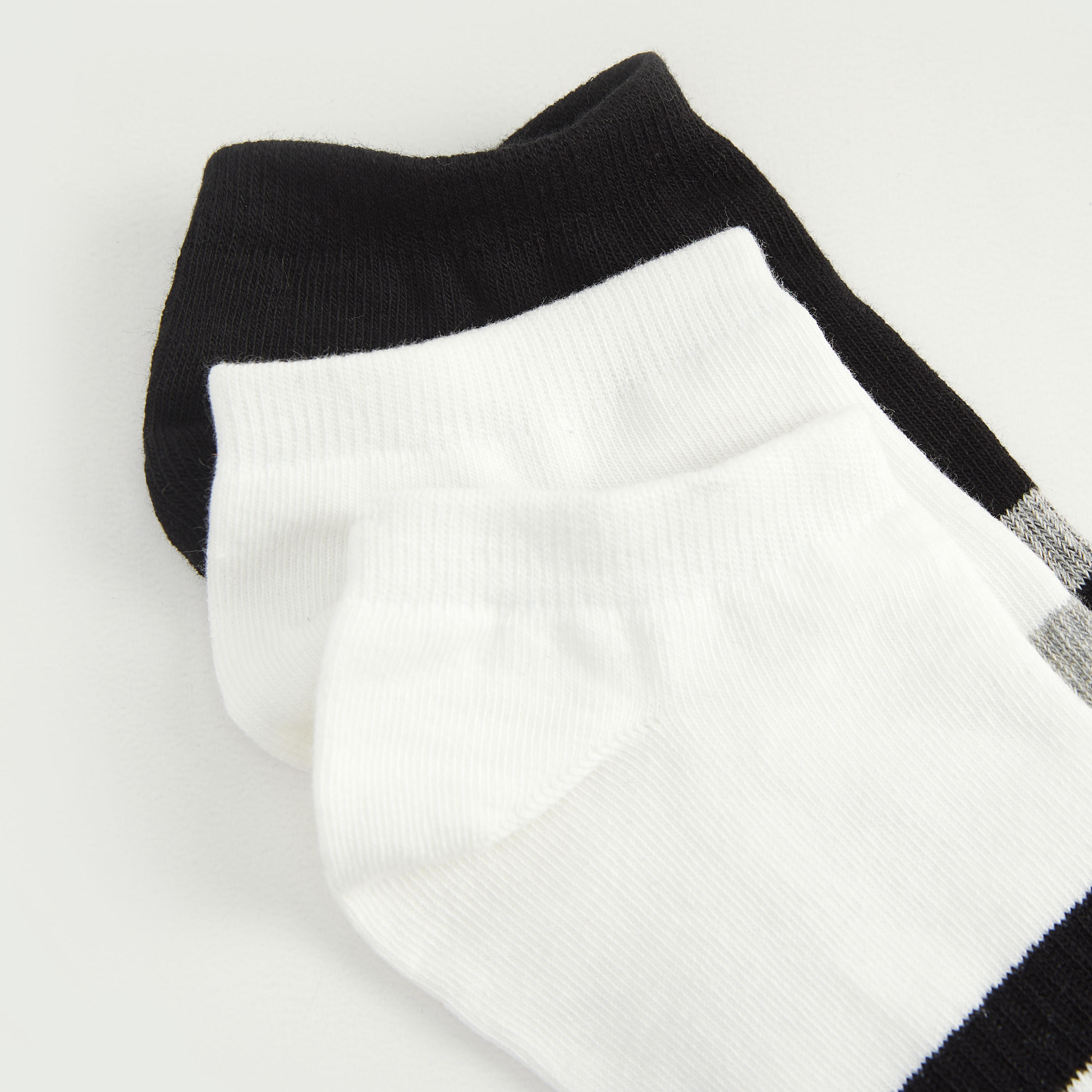 جوارب متنوعة بطول الكاحل - طقم من 3-men-socks-image-2