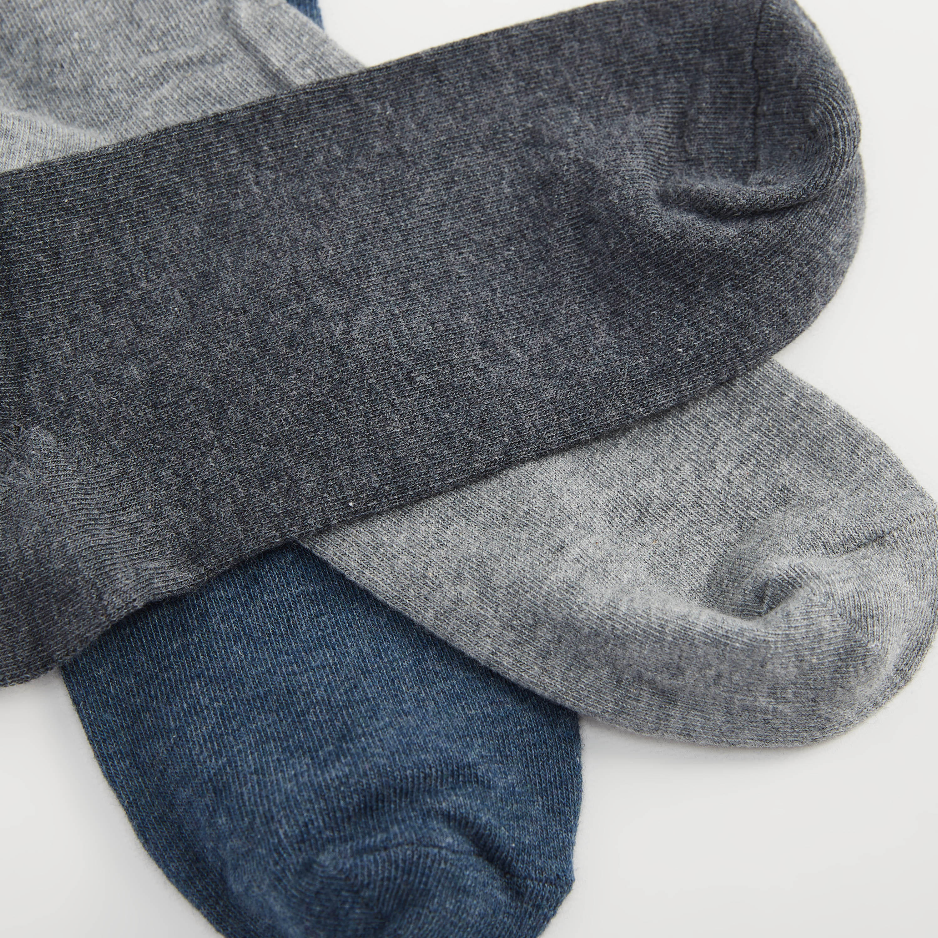 جوارب سادة بطول ربلة الساق - طقم من 3 أزواج-men-socks-image-4