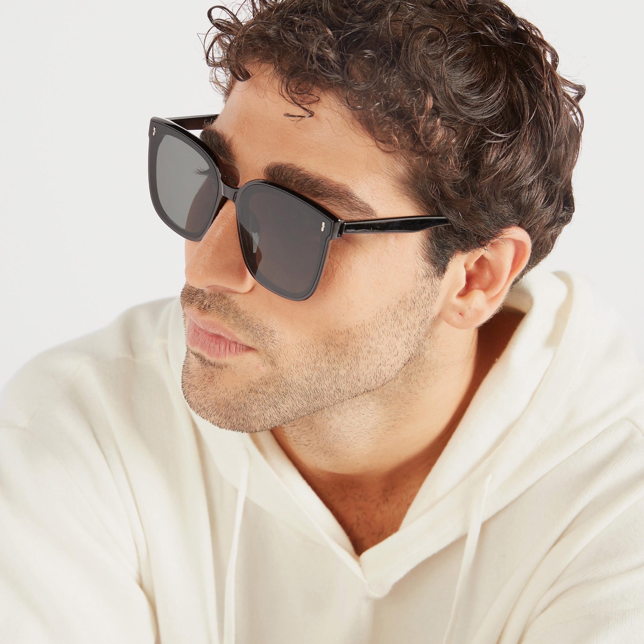 نظارة شمسيّة واي فيرار بإطار كامل ووسادات أنف-men-sunglasses-image-2