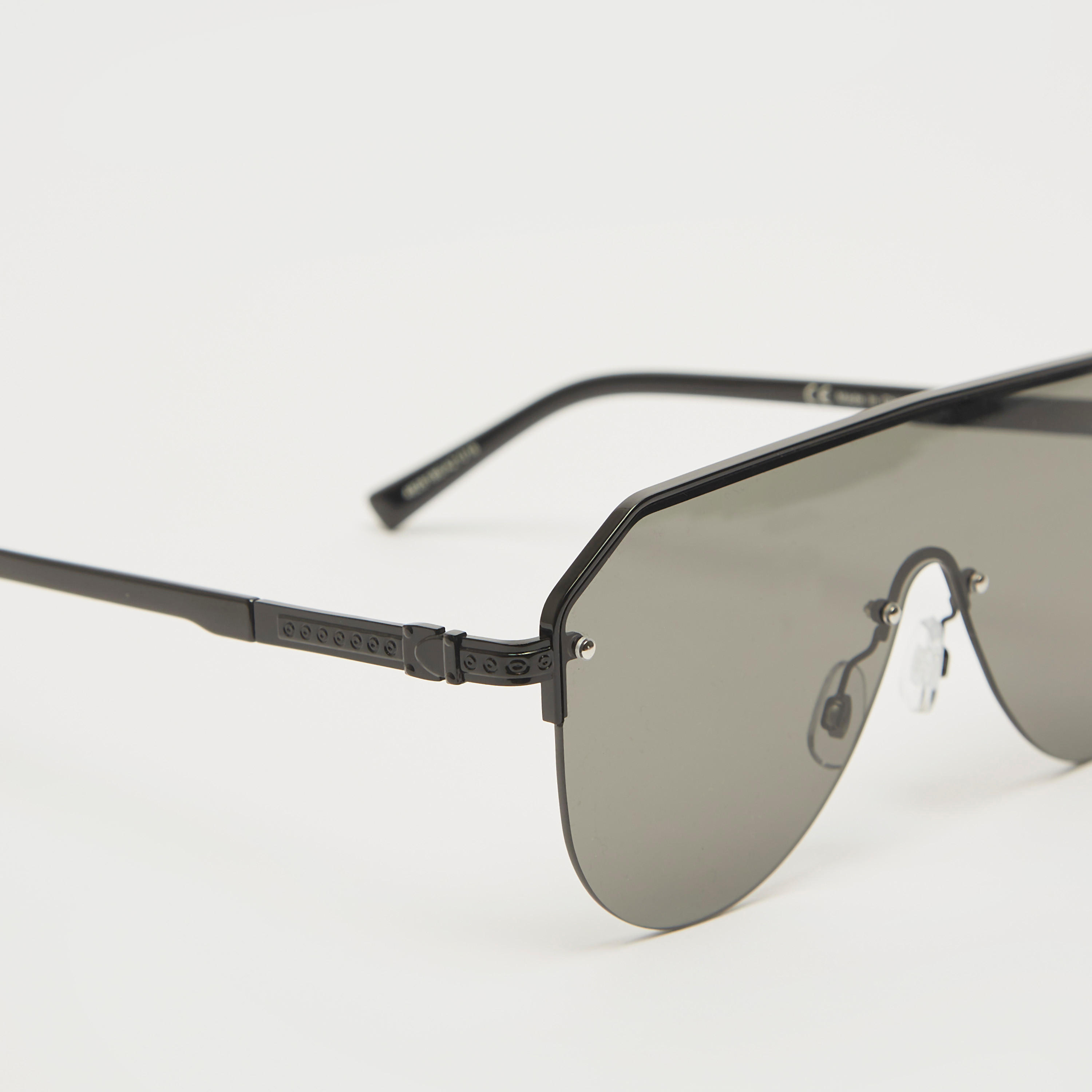 نظارة شمسيّة بعدسات ملونة ووسادات أنف-men-sunglasses-image-3